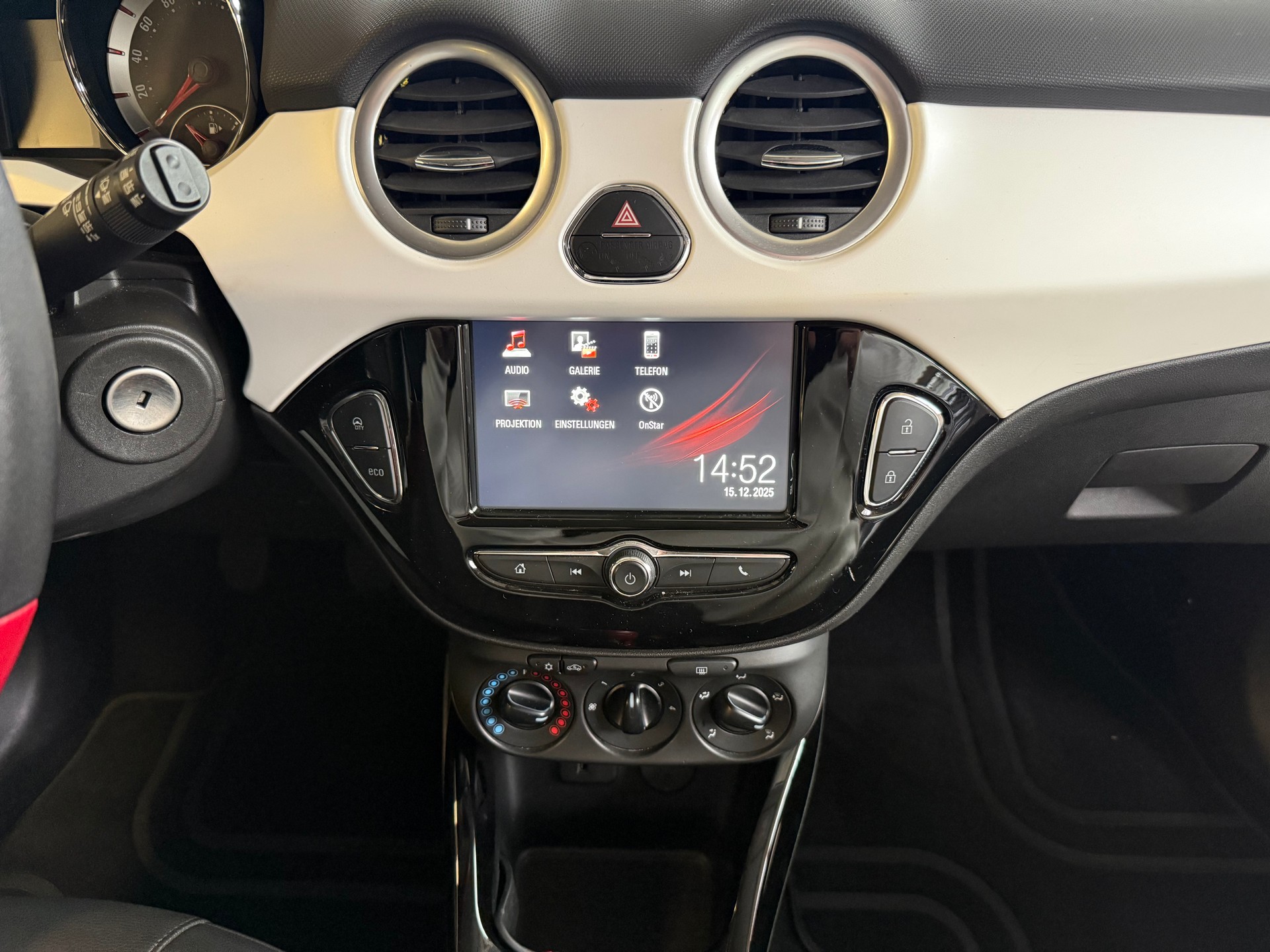 OPEL Adam 1.0 ecoFLEX Turbo SLAM-image-15