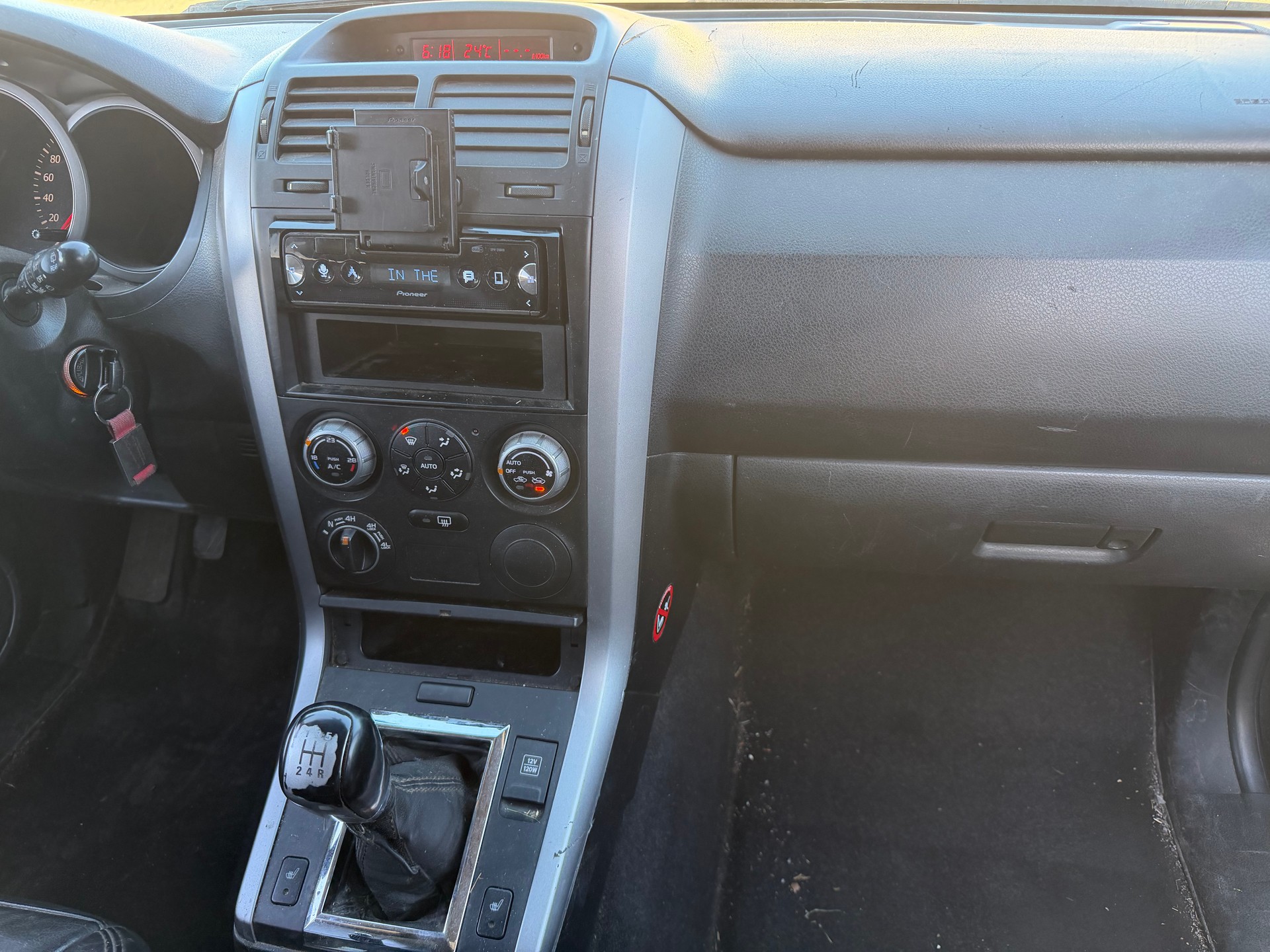 SUZUKI Grand Vitara 2.0 16V Top-image-7