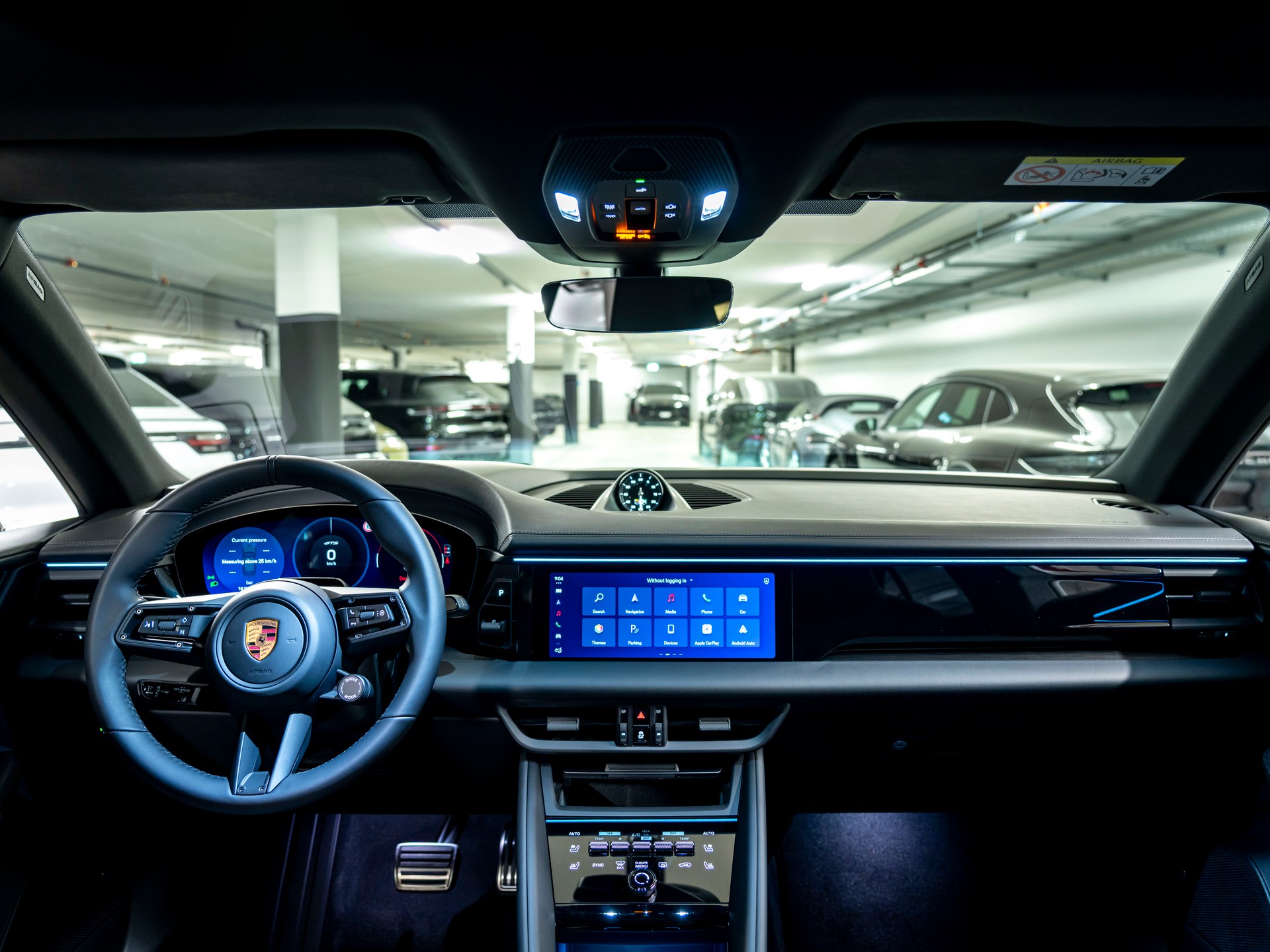 PORSCHE Macan 4 GTS 100kWh-image-14