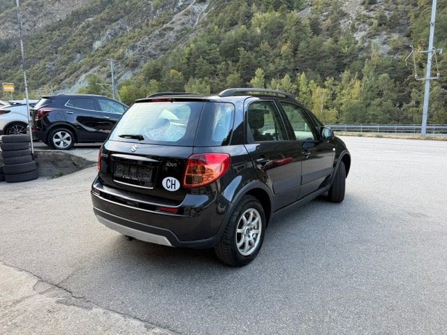 SUZUKI SX4 1.6 16V GL Top 4WD-image-6