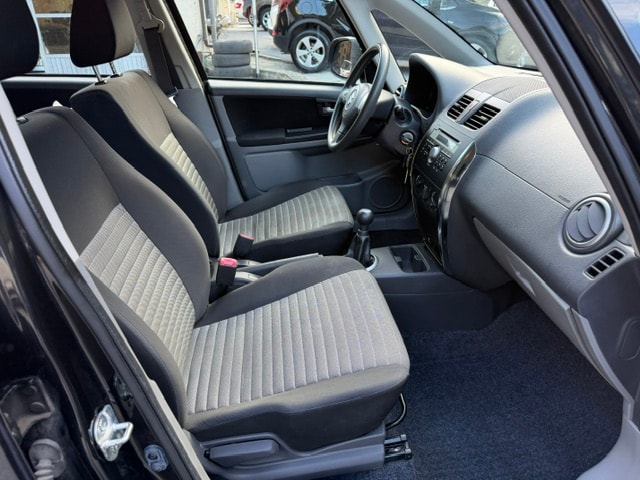 SUZUKI SX4 1.6 16V GL Top 4WD-image-8