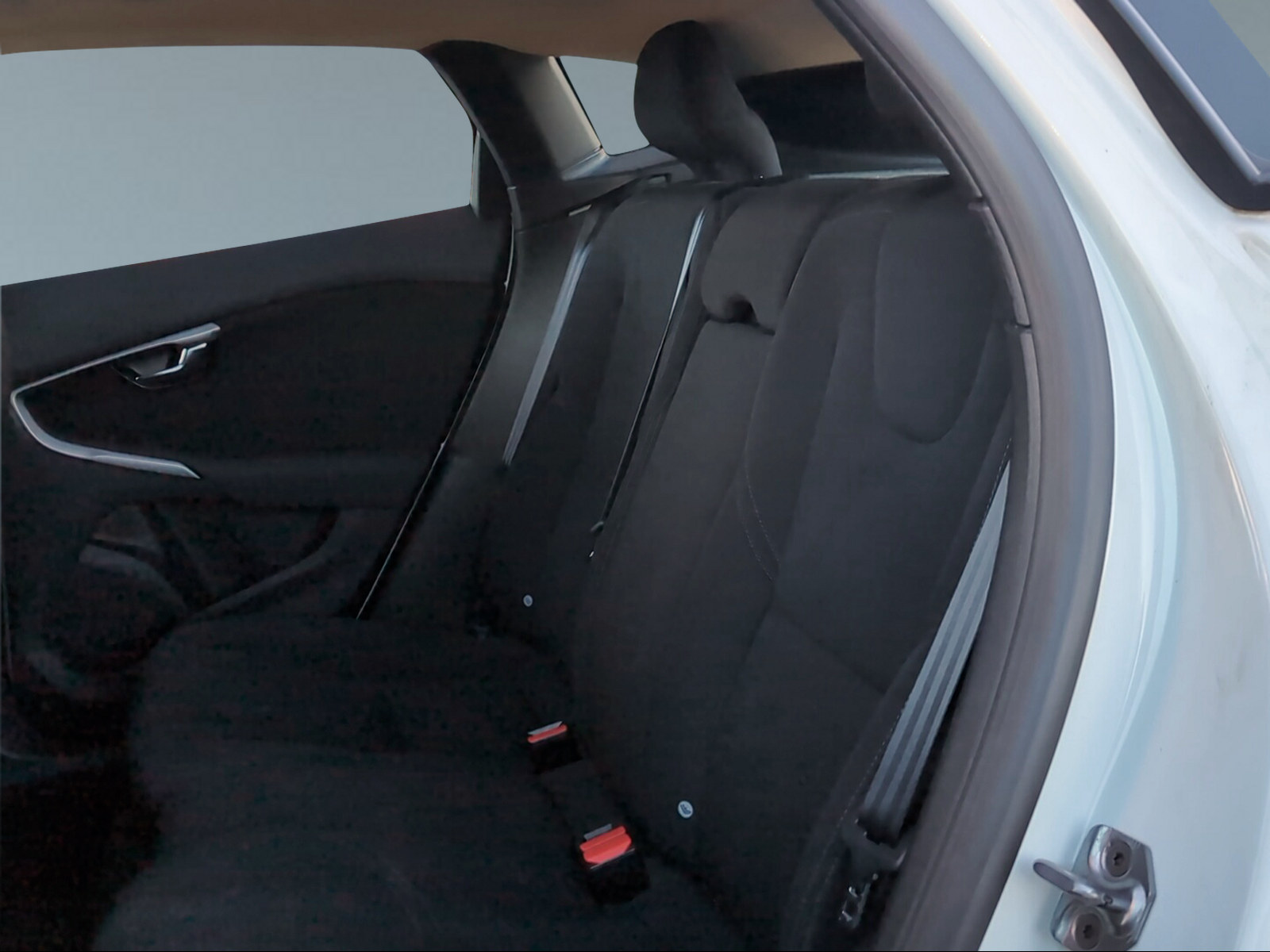 VOLVO V40 1.5 T2 Kinetic S/S-image-10