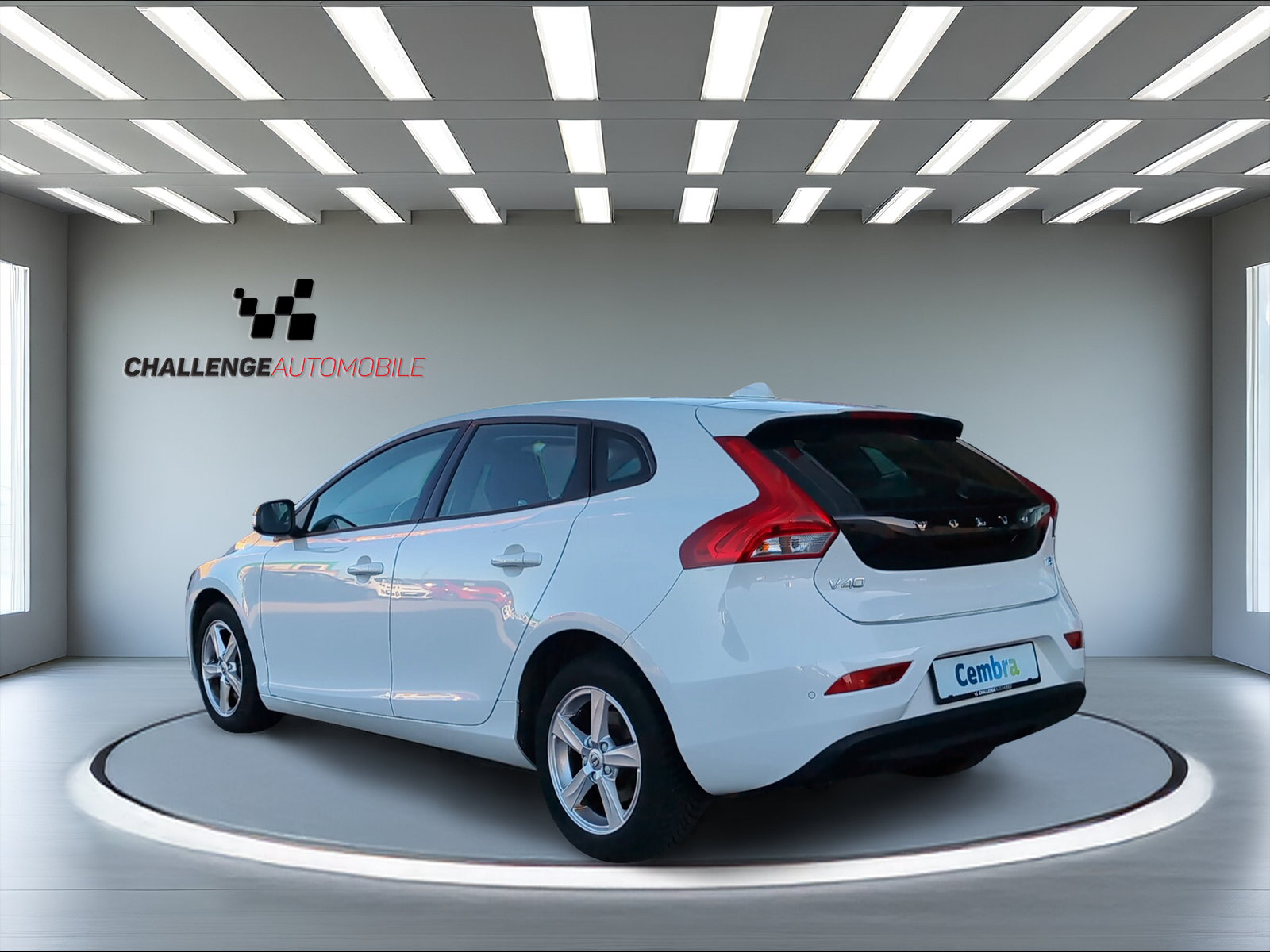 VOLVO V40 1.5 T2 Kinetic S/S-image-3