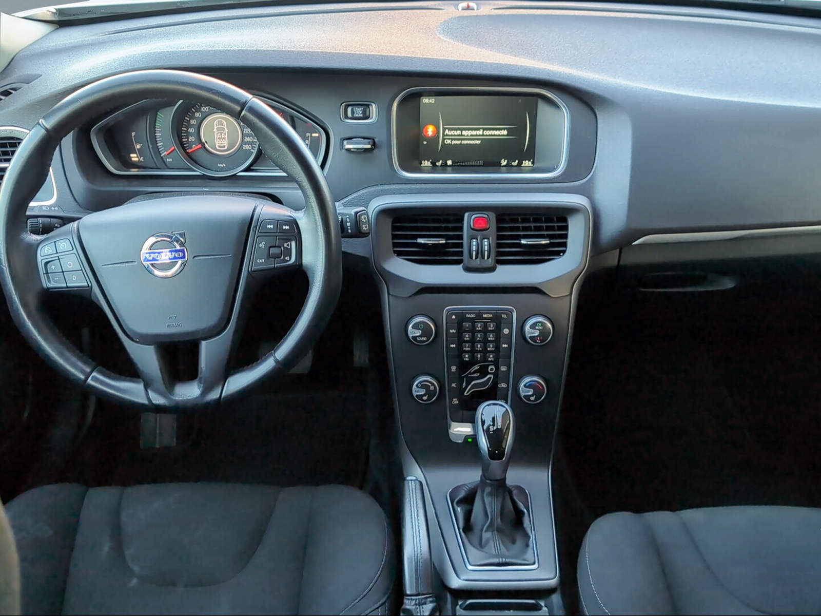 VOLVO V40 1.5 T2 Kinetic S/S-image-9