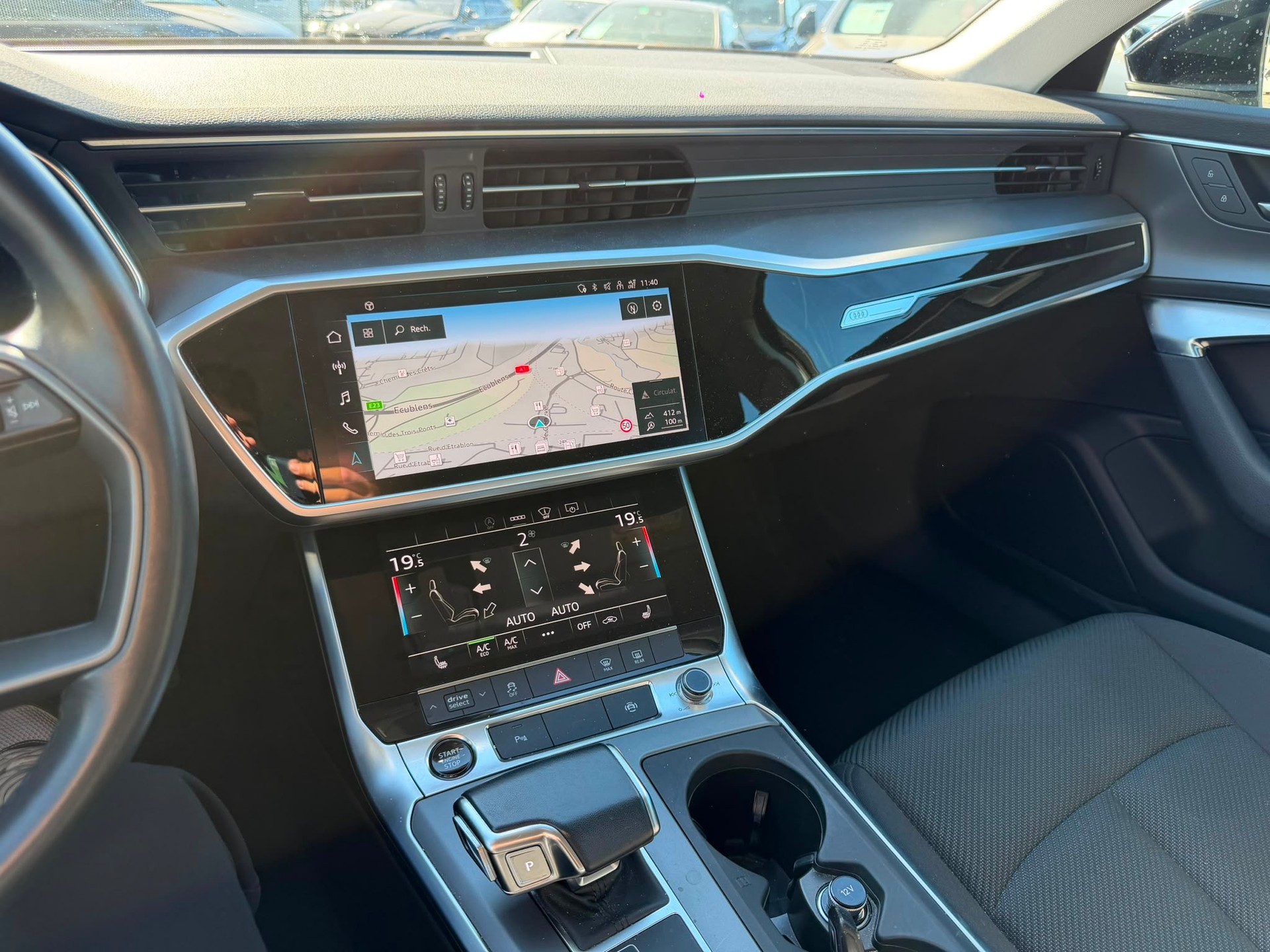 AUDI A6 Avant 40 TDI Attraction quattro S-tronic GARANTIE 2 ANS expertiser du jours-image-12