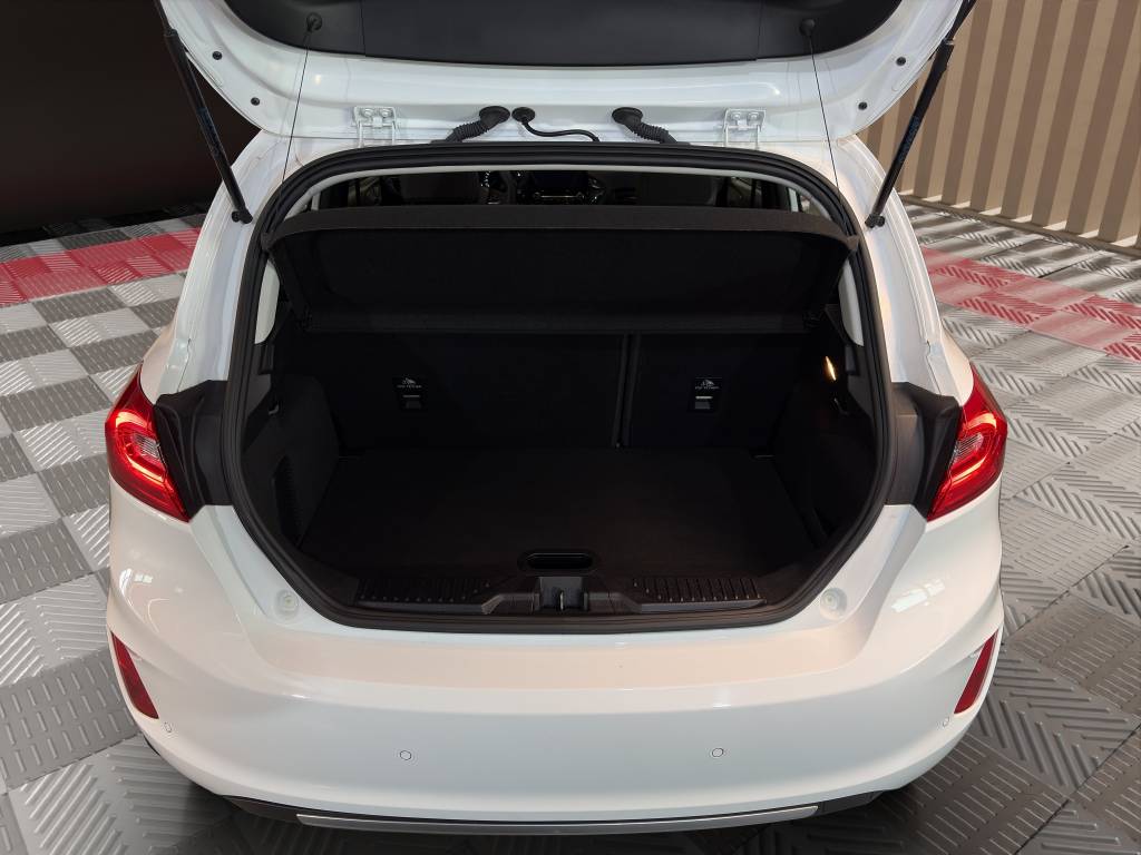 FORD Fiesta 1.0 SCTi Vignale-image-9