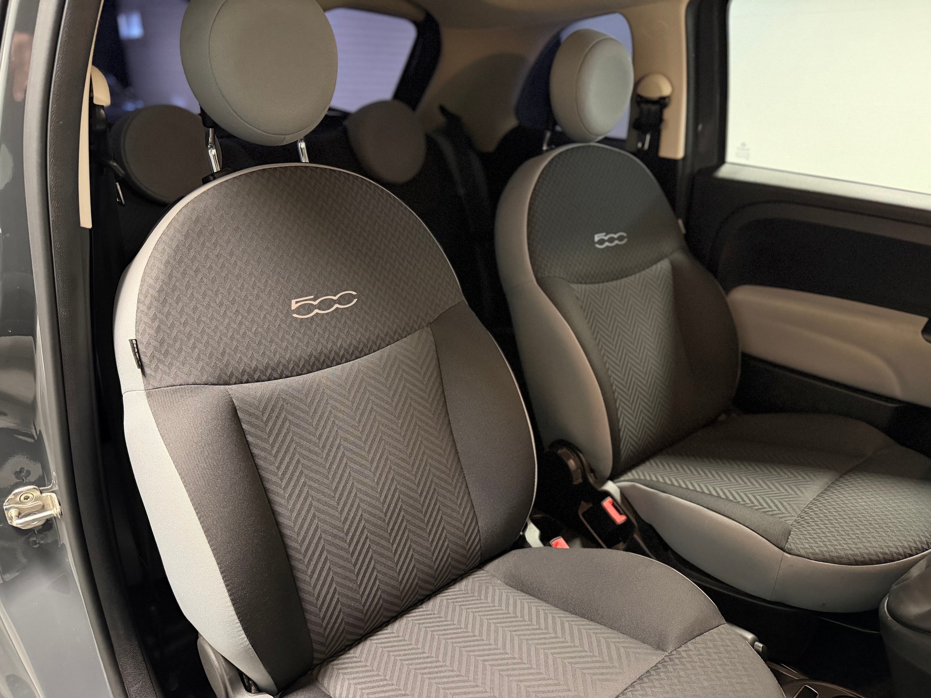 FIAT 500 1.2 Lounge-image-18