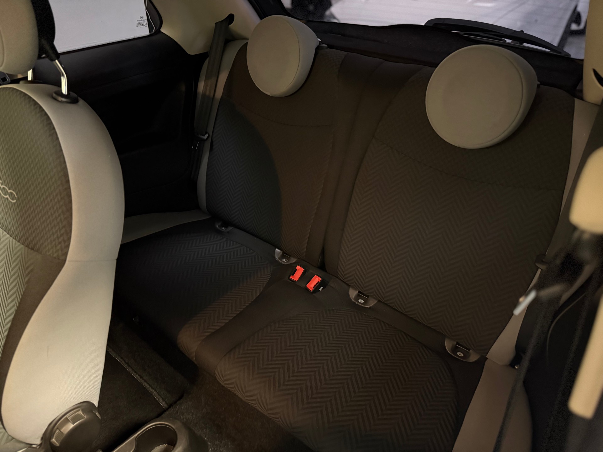 FIAT 500 1.2 Lounge-image-11