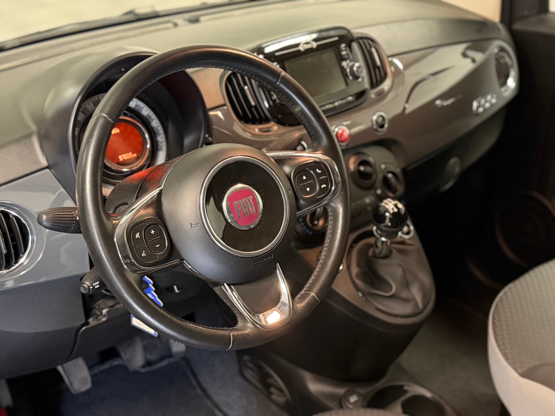 FIAT 500 1.2 Lounge-image-14