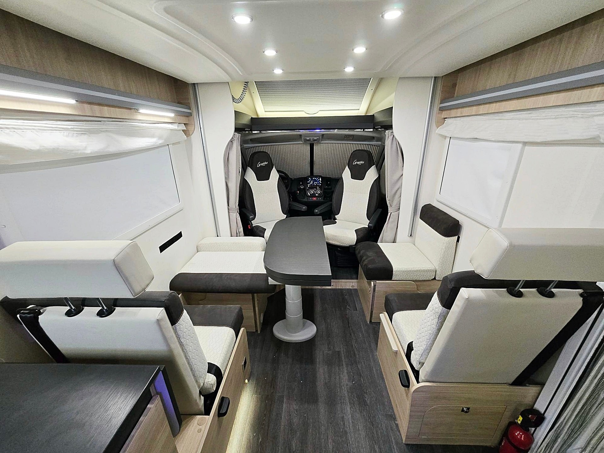 CHALLENGER GRAPHITE 260 GRAPHITE EDITION 2,3 DIESEL 9G-AUTOMAT FIAT DUCATO MJ 140-image-6
