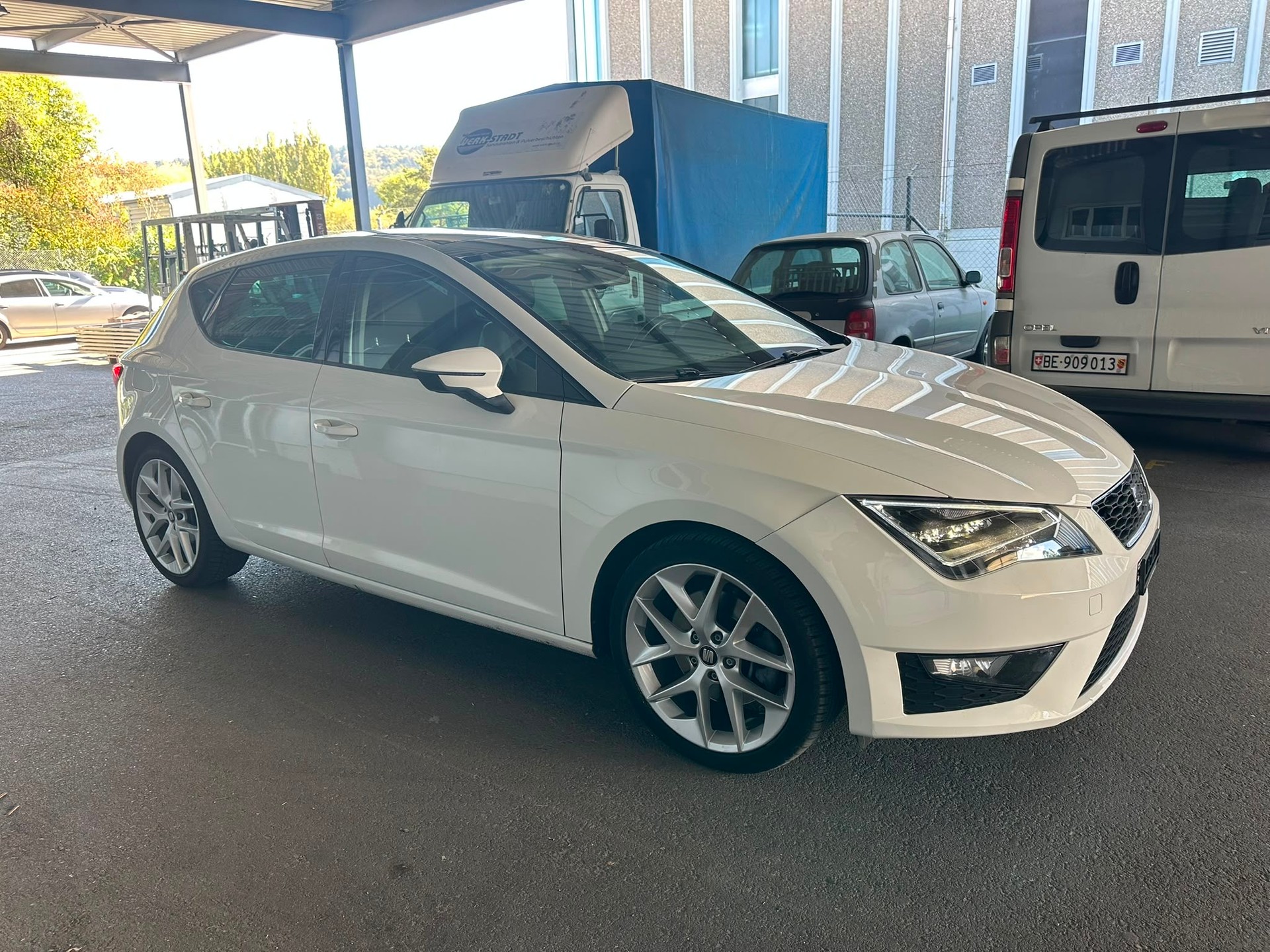 SEAT Leon 2.0 TDI FR Line DSG-image-6