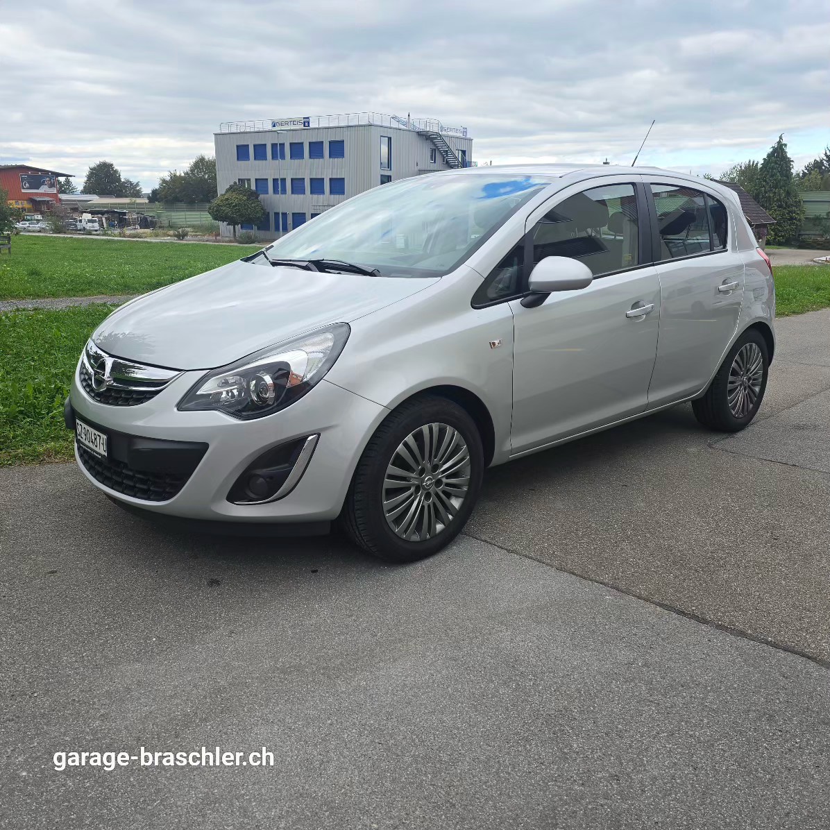 OPEL Corsa 1.4 Turbo Active Edition-image-0
