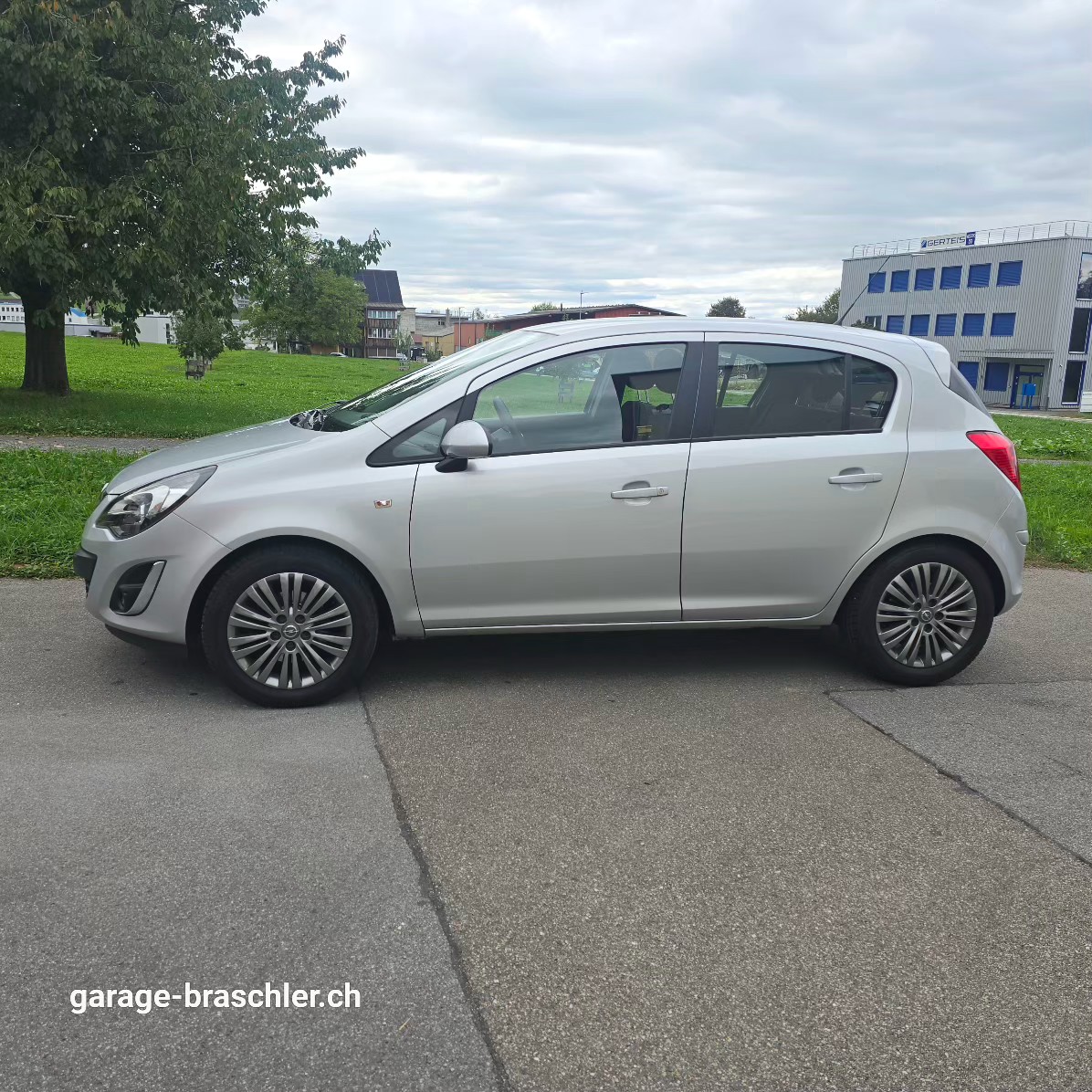 OPEL Corsa 1.4 Turbo Active Edition-image-3
