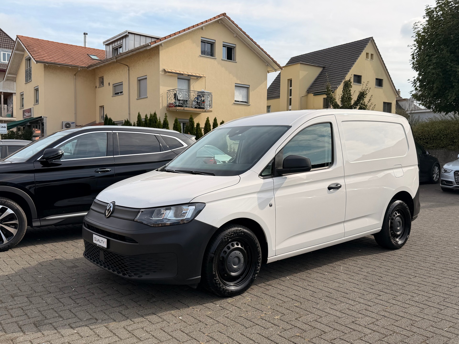 VW Caddy Cargo 2.0TDI Entry-image-2