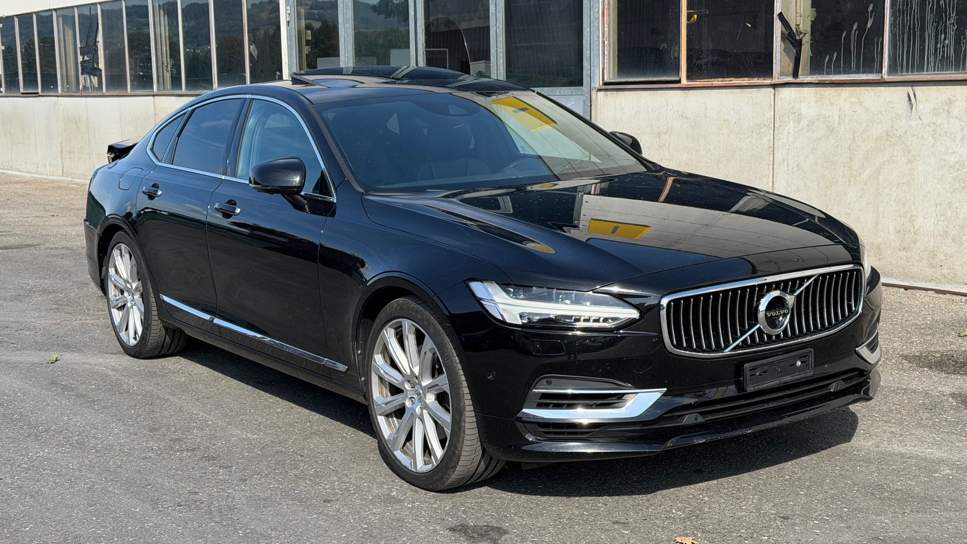VOLVO S90 T8 eAWD Twin Engine Inscription Geartronic-image-0