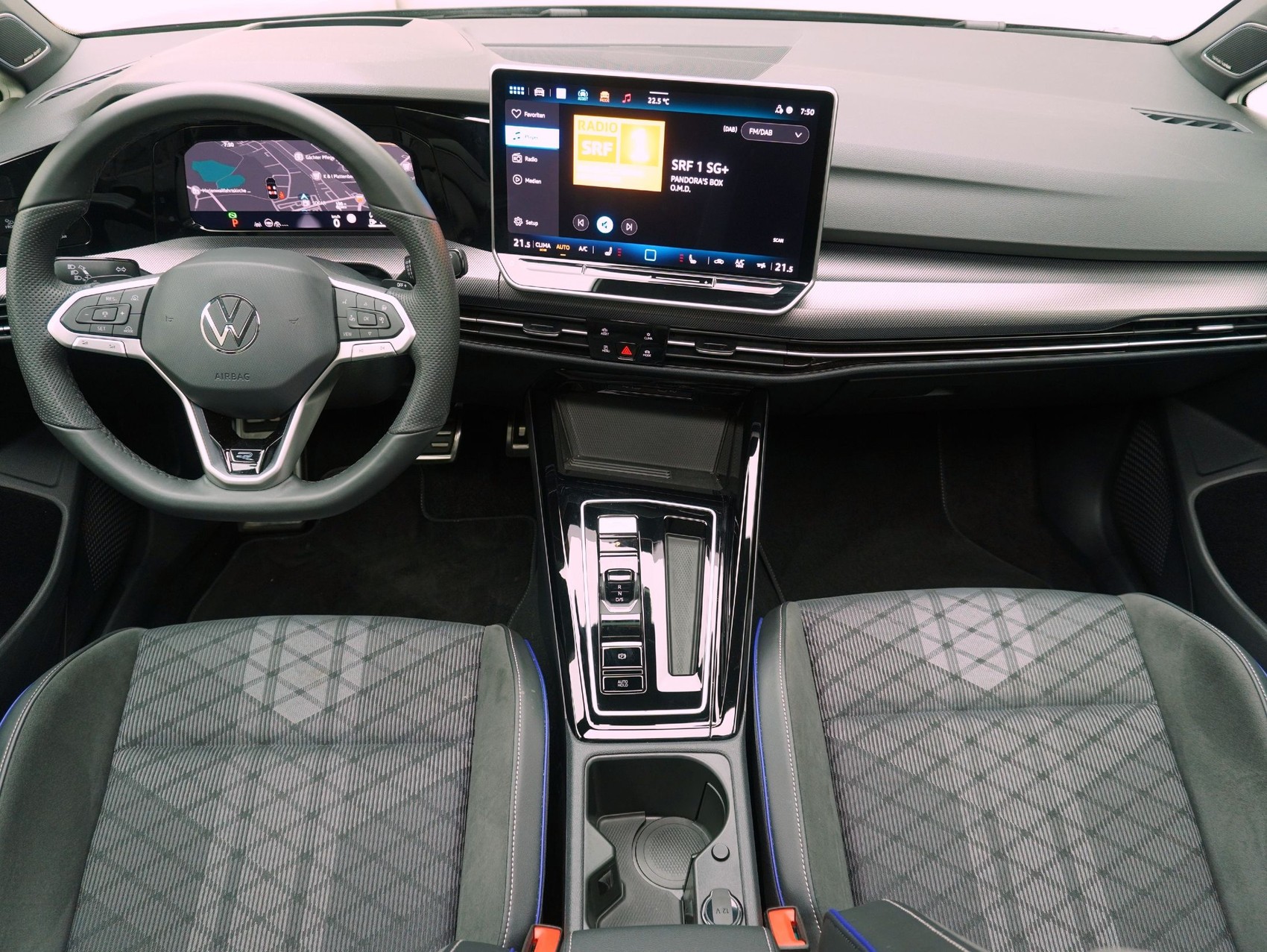 VW Golf 8.5 2.0 TSI DSG R-Line Black Style 4Motion **VW Werksgarantie bis 12/2030**-image-16