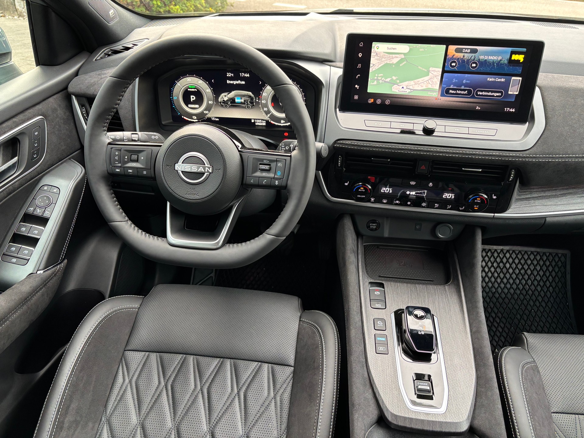 NISSAN Qashqai 1.5 VC-T Tekna+-image-9