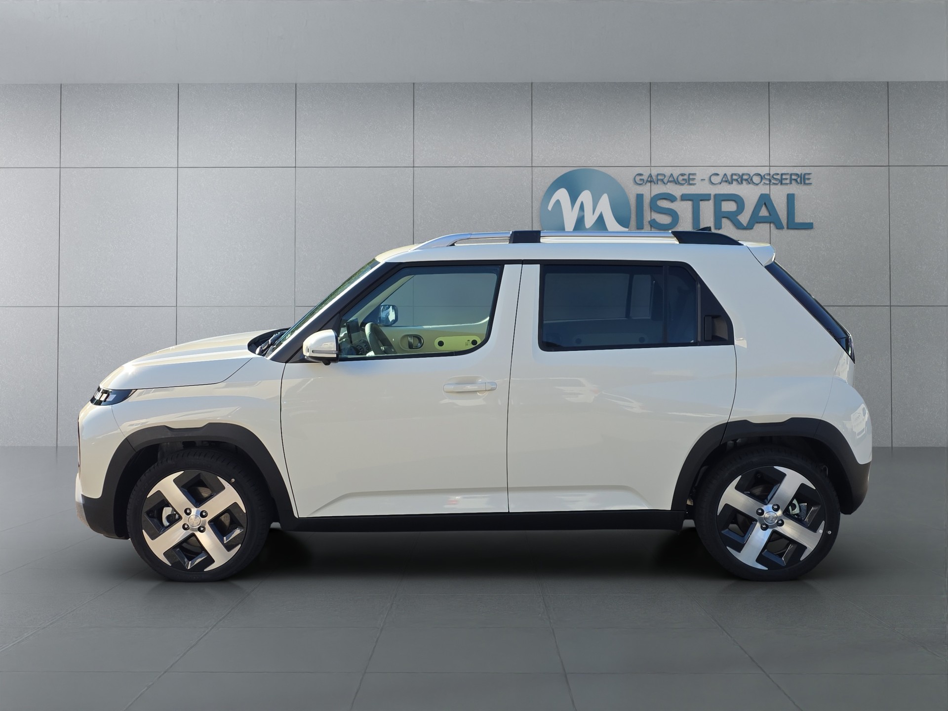 HYUNDAI Inster 49 kWh Electric Vertex-image-1