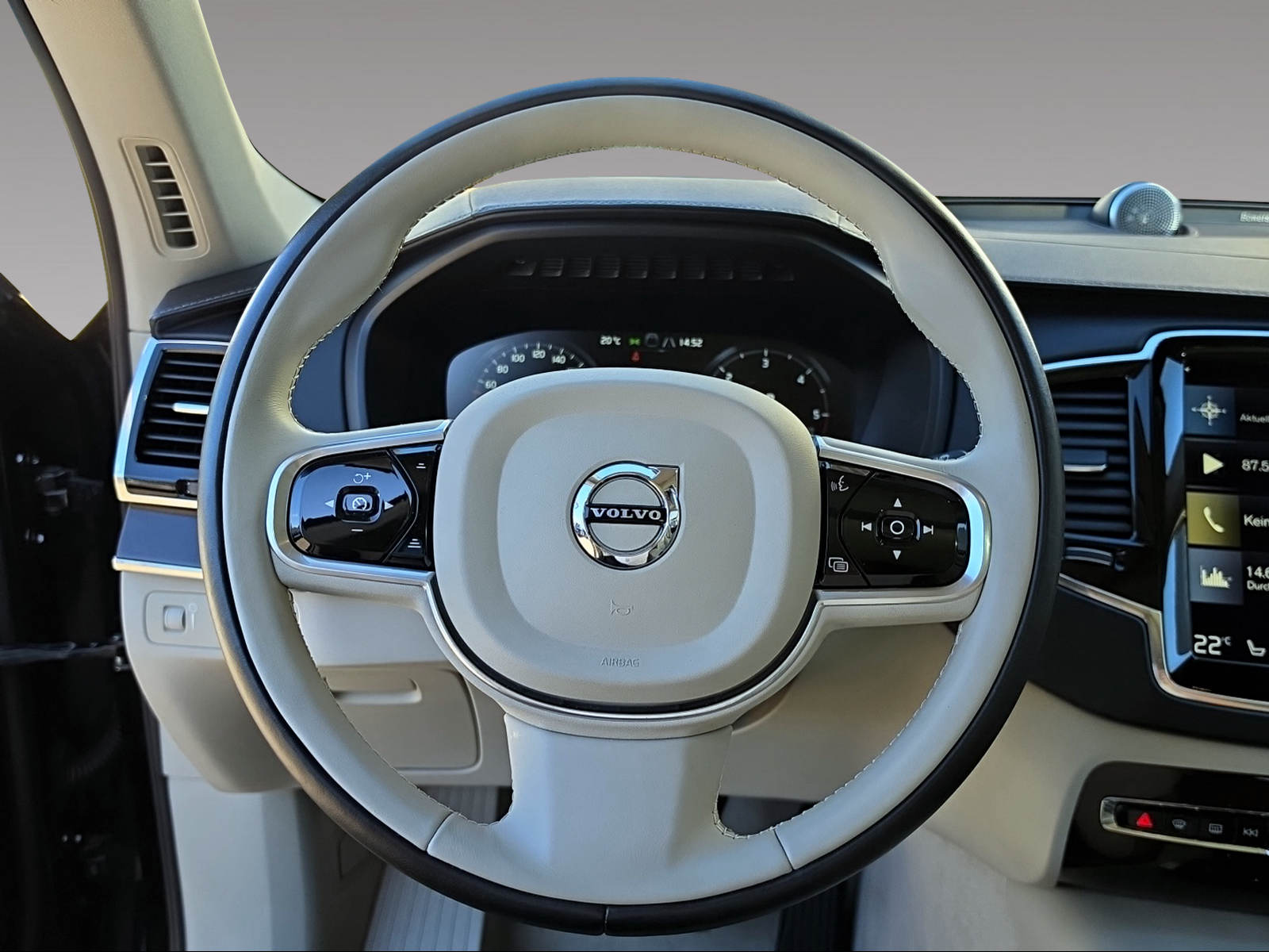 VOLVO XC90 2.0 D5 Inscription 5P. AWD-image-9