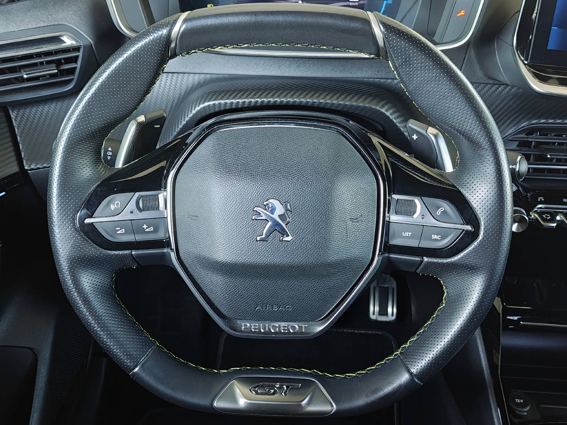 PEUGEOT 208 1.2 PureTech 130 GT-image-13
