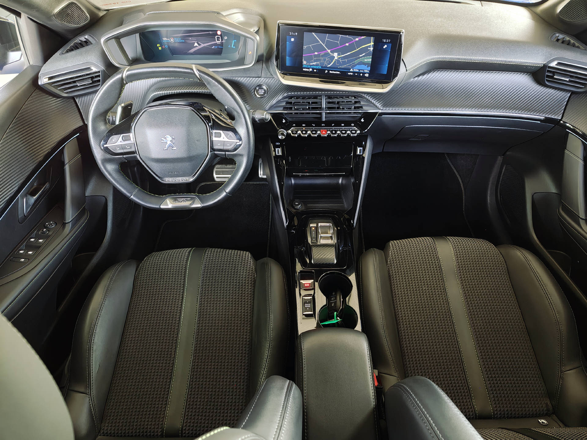 PEUGEOT 208 1.2 PureTech 130 GT-image-12