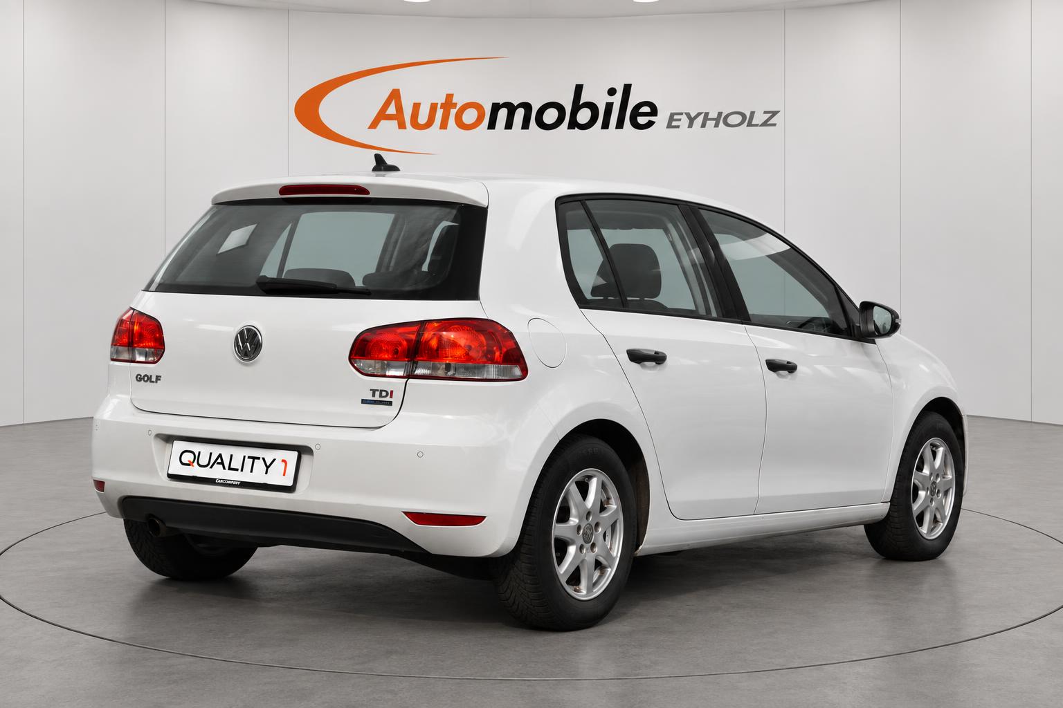 VW Golf 1.6 TDI BlueMotion Technology Trendline DSG / Frisch ab MFK-image-6