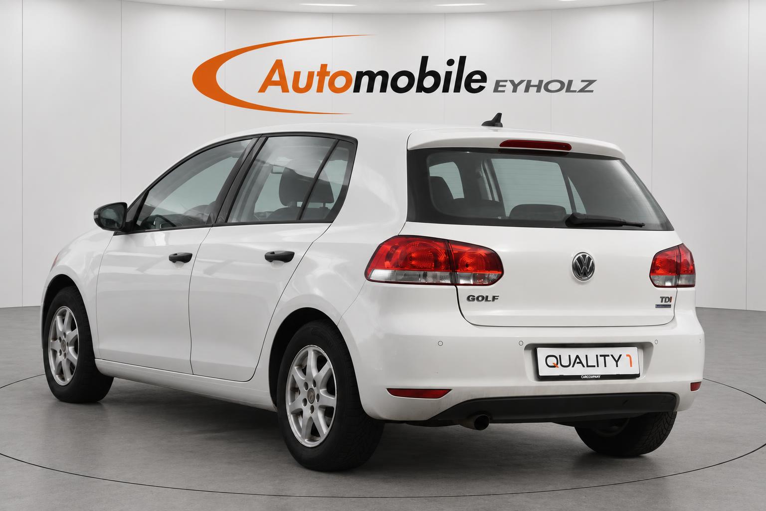 VW Golf 1.6 TDI BlueMotion Technology Trendline DSG / Frisch ab MFK-image-5