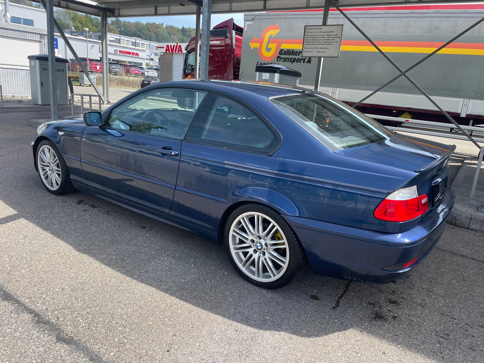 BMW 320Ci Coupé-image-10