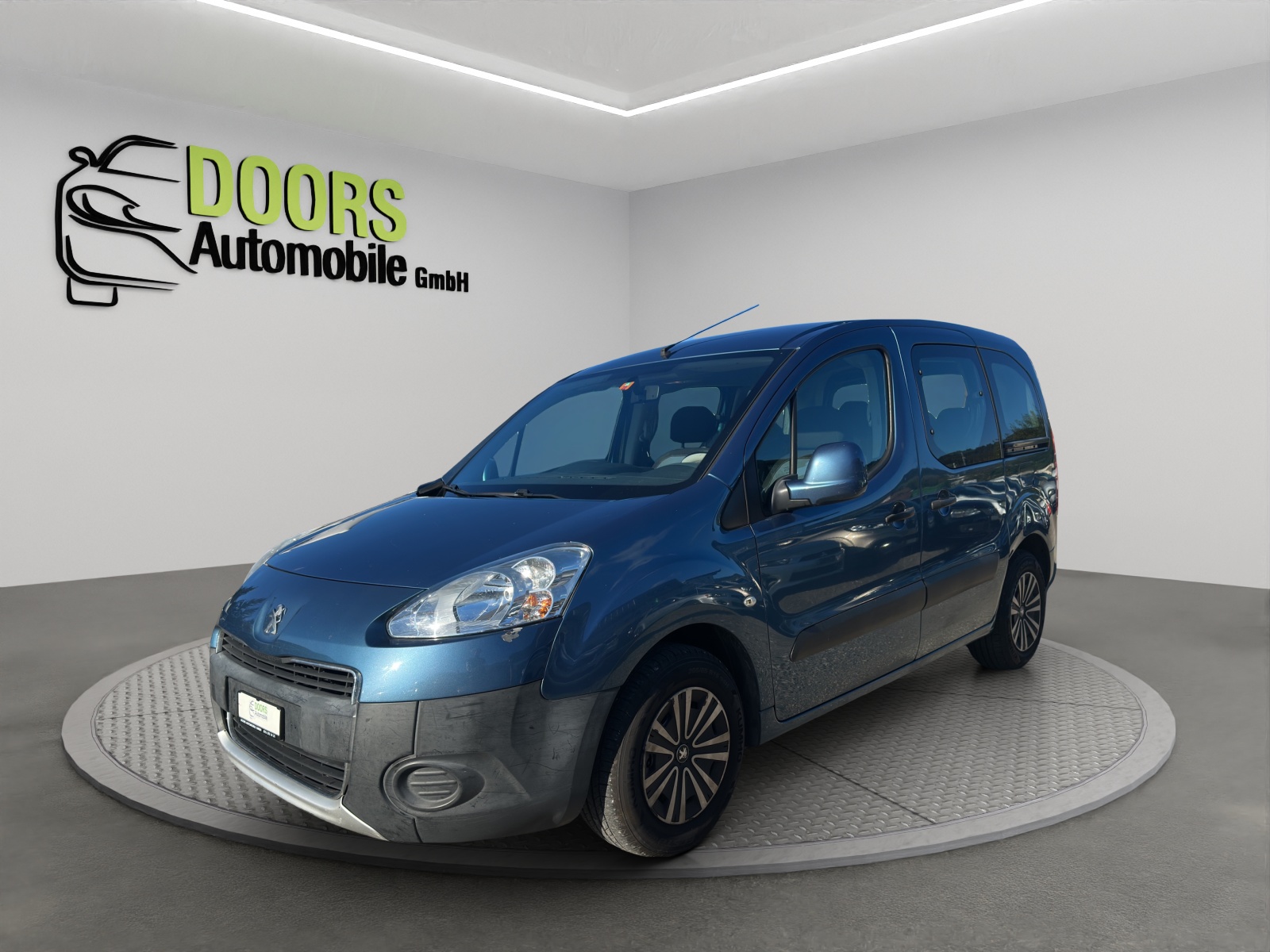 PEUGEOT Partner 1.6 e-HDI Family-image-2