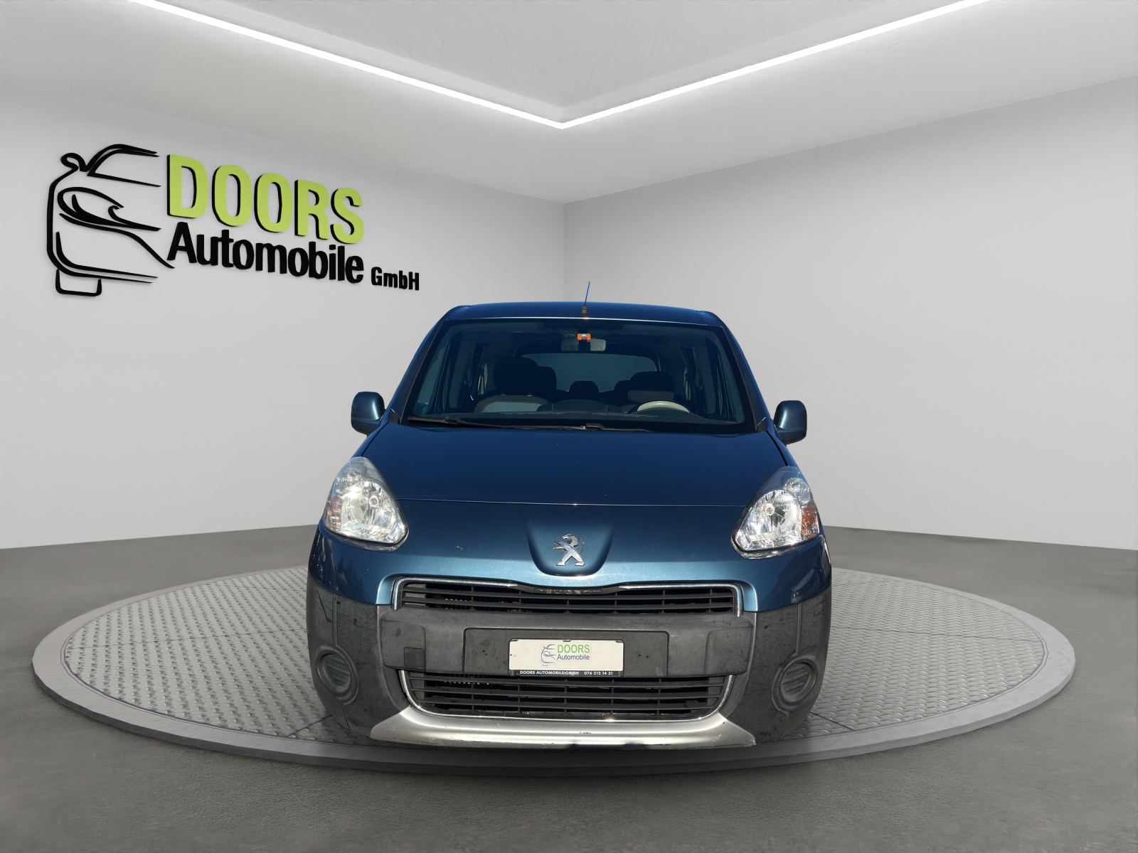 PEUGEOT Partner 1.6 e-HDI Family-image-1