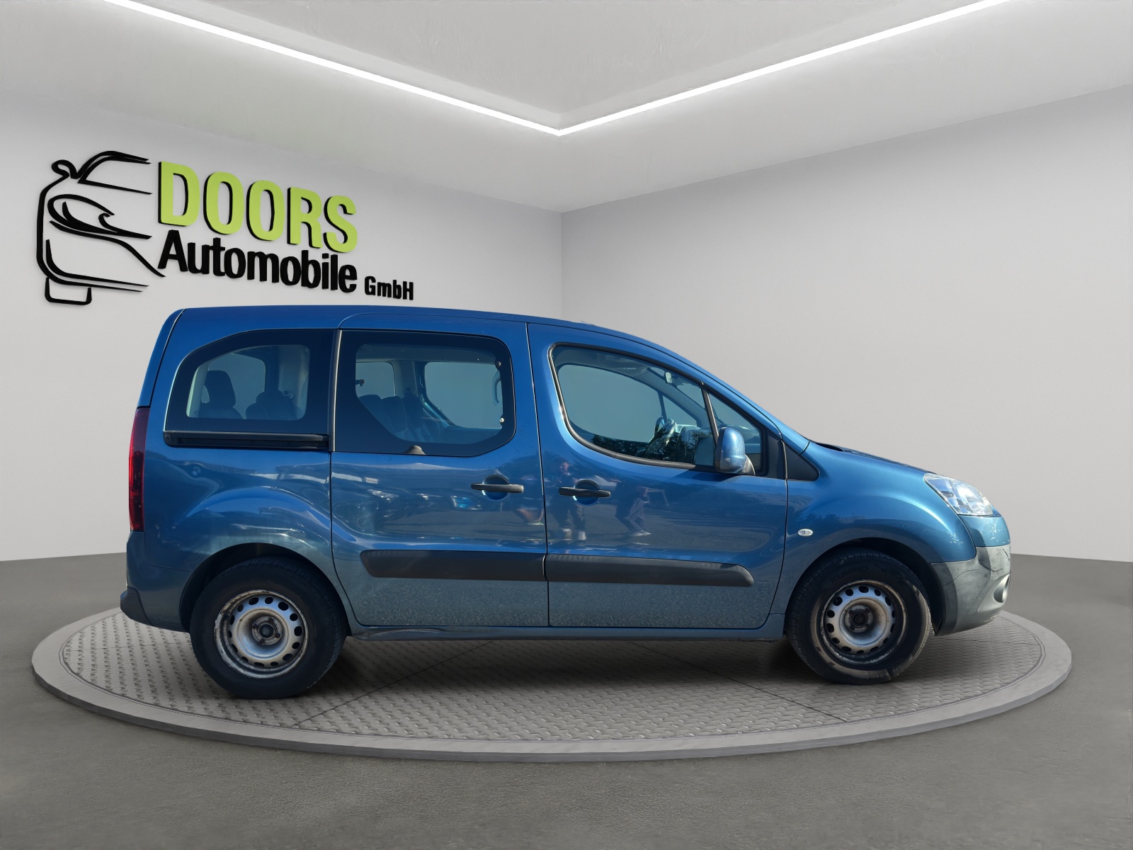 PEUGEOT Partner 1.6 e-HDI Family-image-7