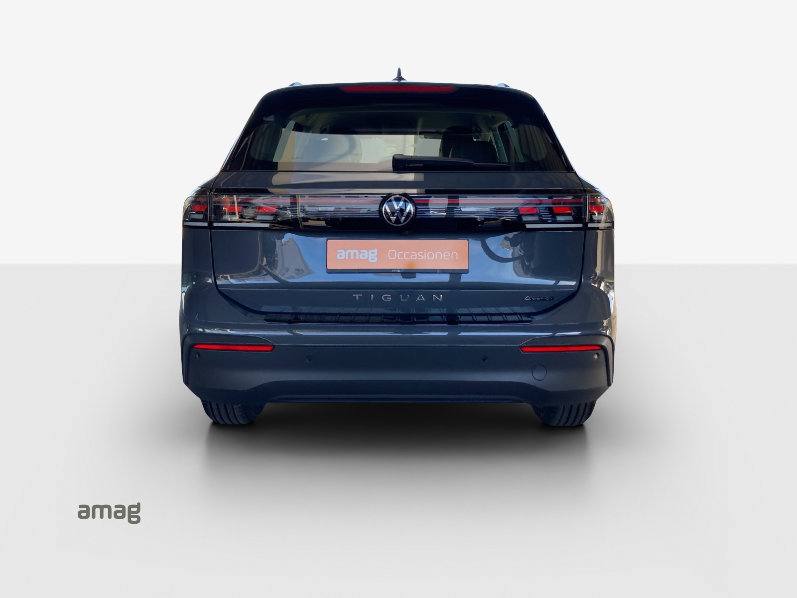 VW Tiguan 2.0 TSI DSG Life 4Motion-image-3
