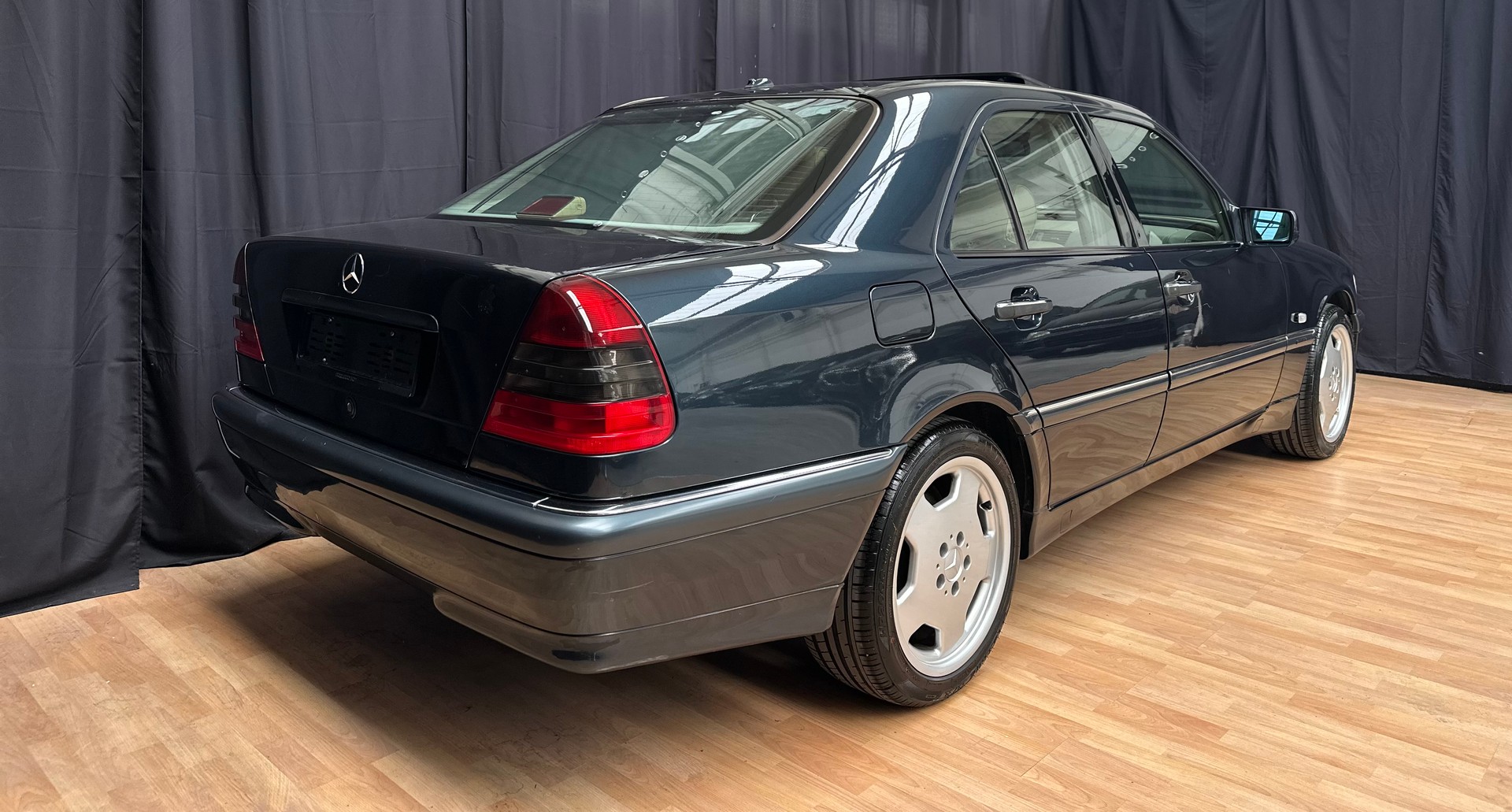 MERCEDES-BENZ C 280 Elégance-image-4