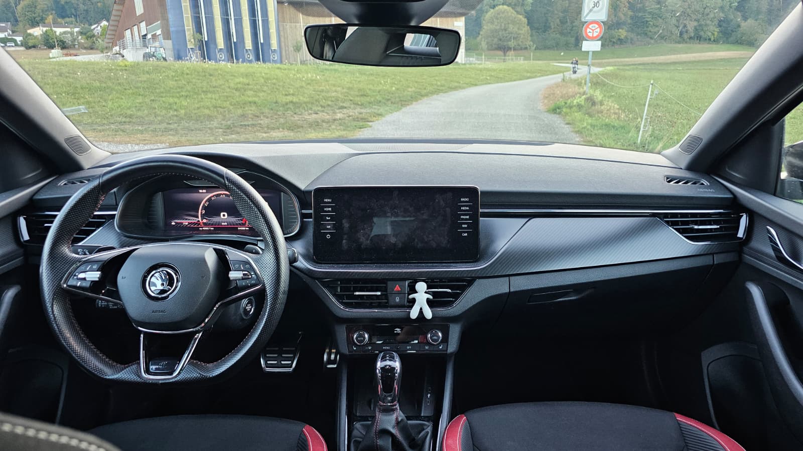 SKODA 1.5 TSI Monte Carlo DSG-image-5
