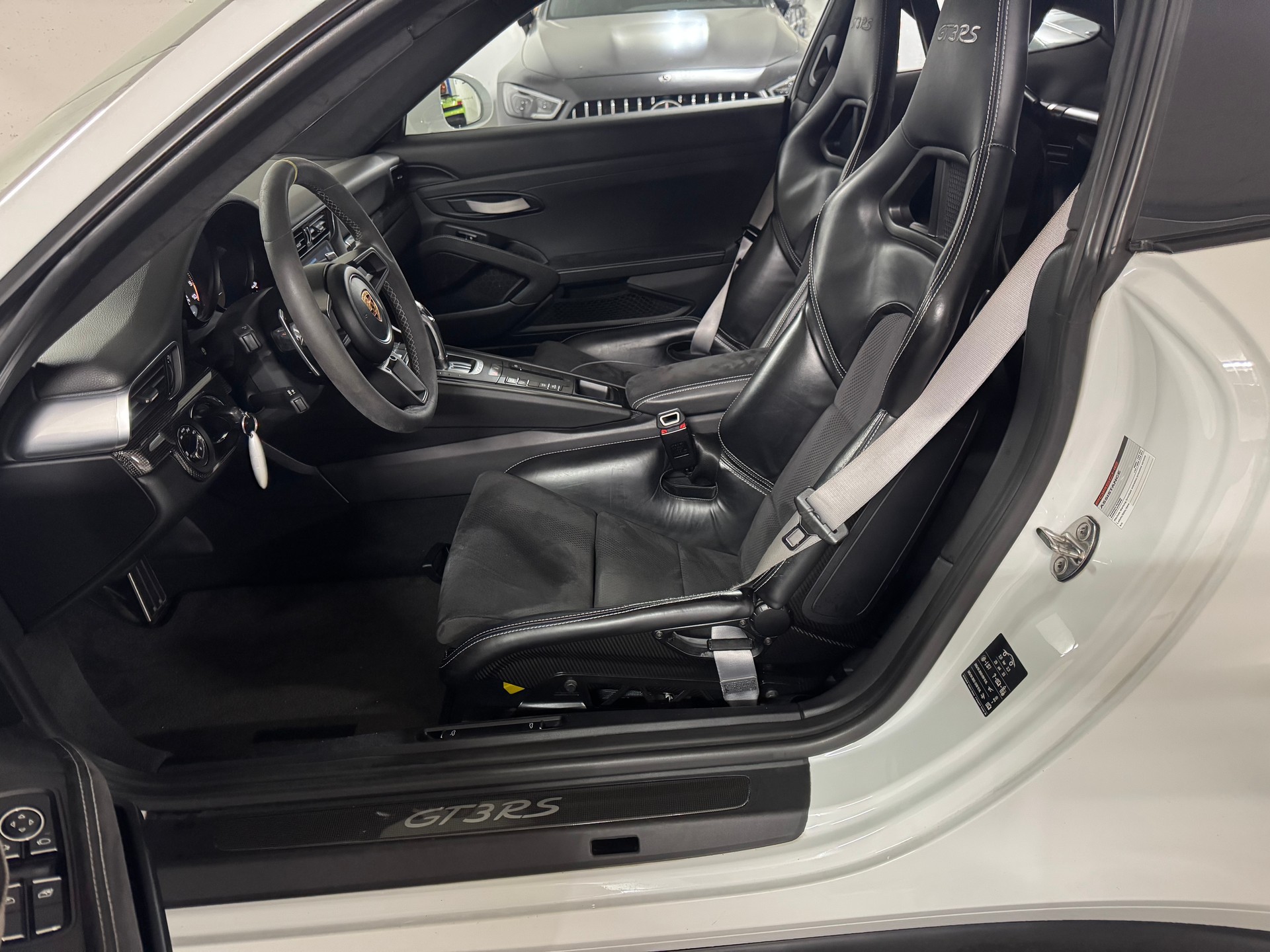 PORSCHE 911 GT3 RS PDK-image-9
