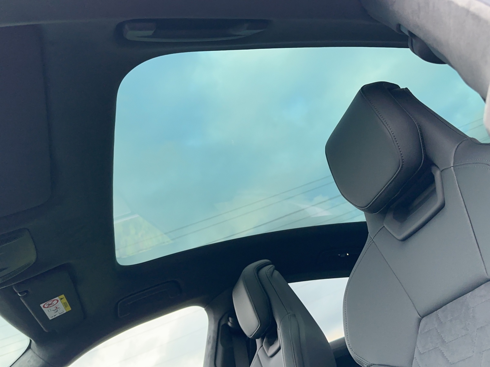 AUDI e-tron GT quattro-image-11