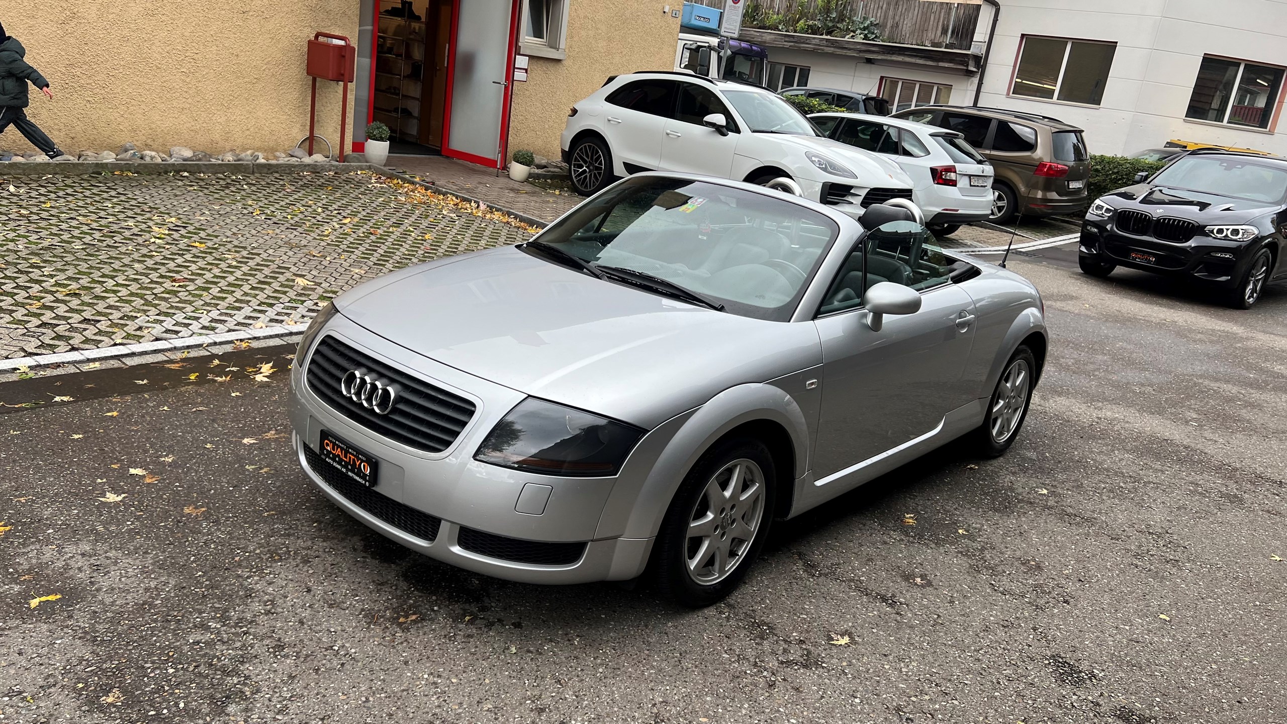 Car photo