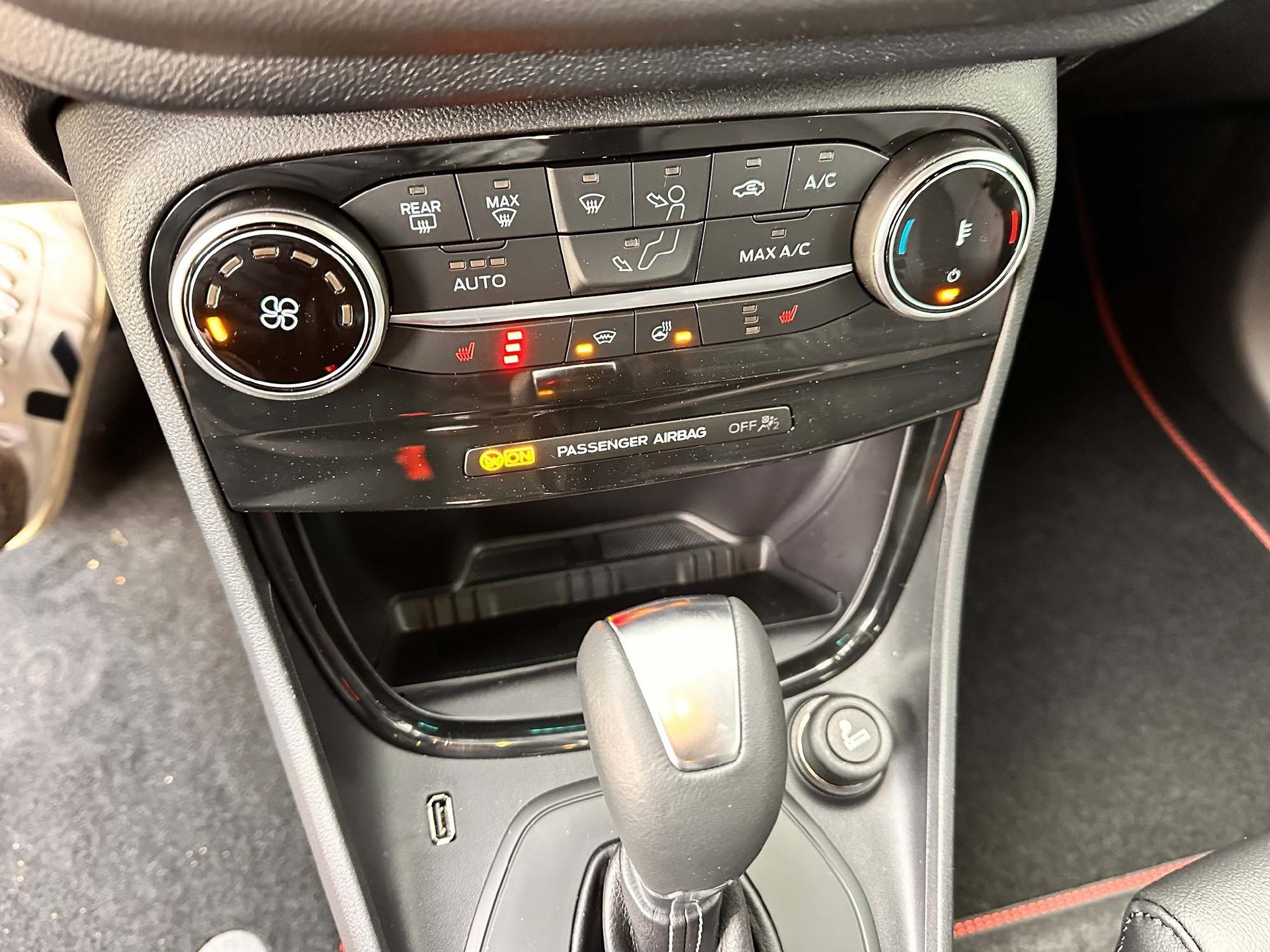 FORD Puma 1.0 EcoB Hybrid 155 ST-Line X-image-10