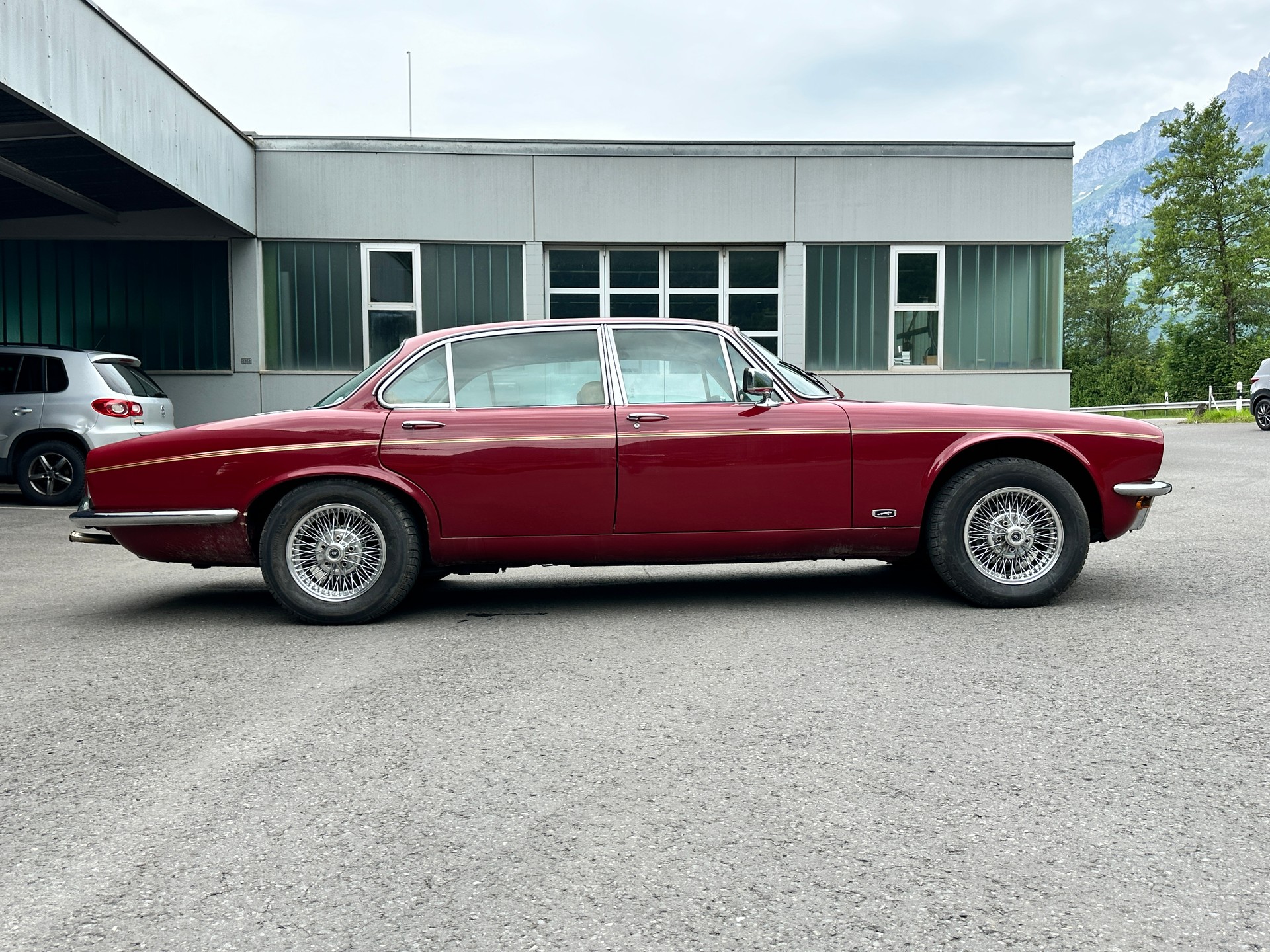 JAGUAR XJ 6 L-image-6