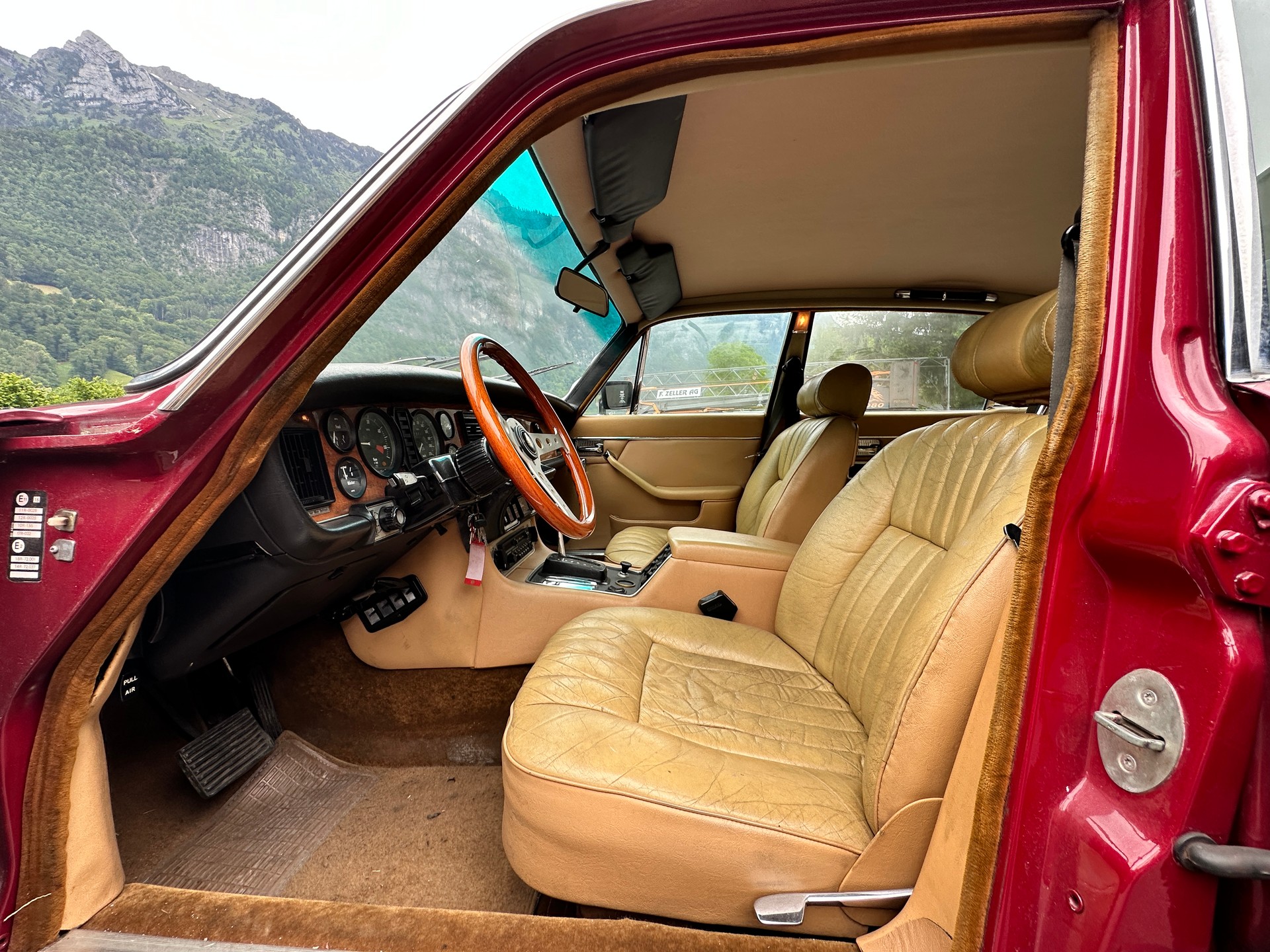 JAGUAR XJ 6 L-image-8