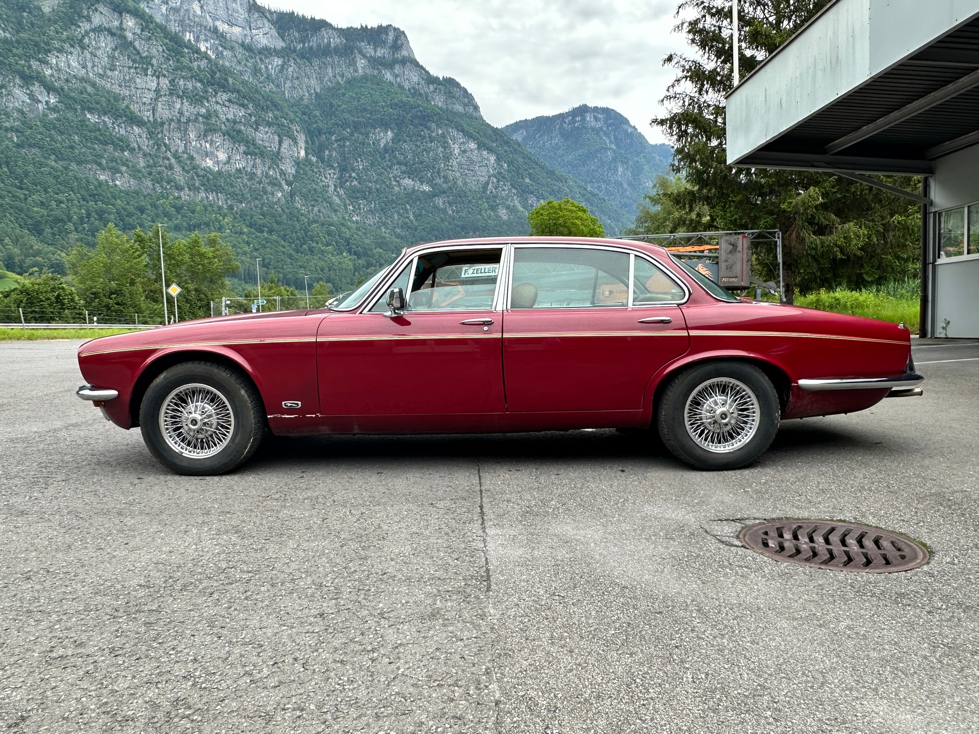 JAGUAR XJ 6 L-image-2
