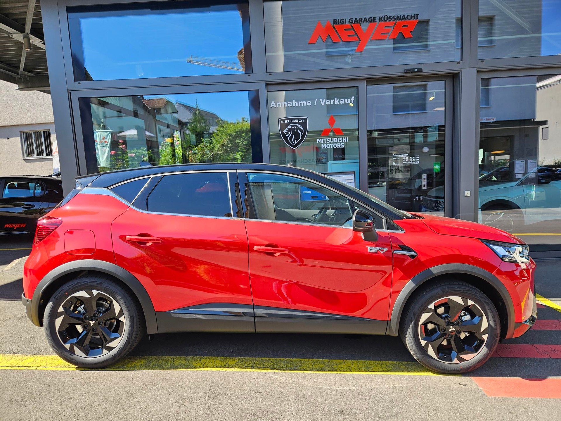 MITSUBISHI ASX 1.6 HEV Instyle-showroom-element-1