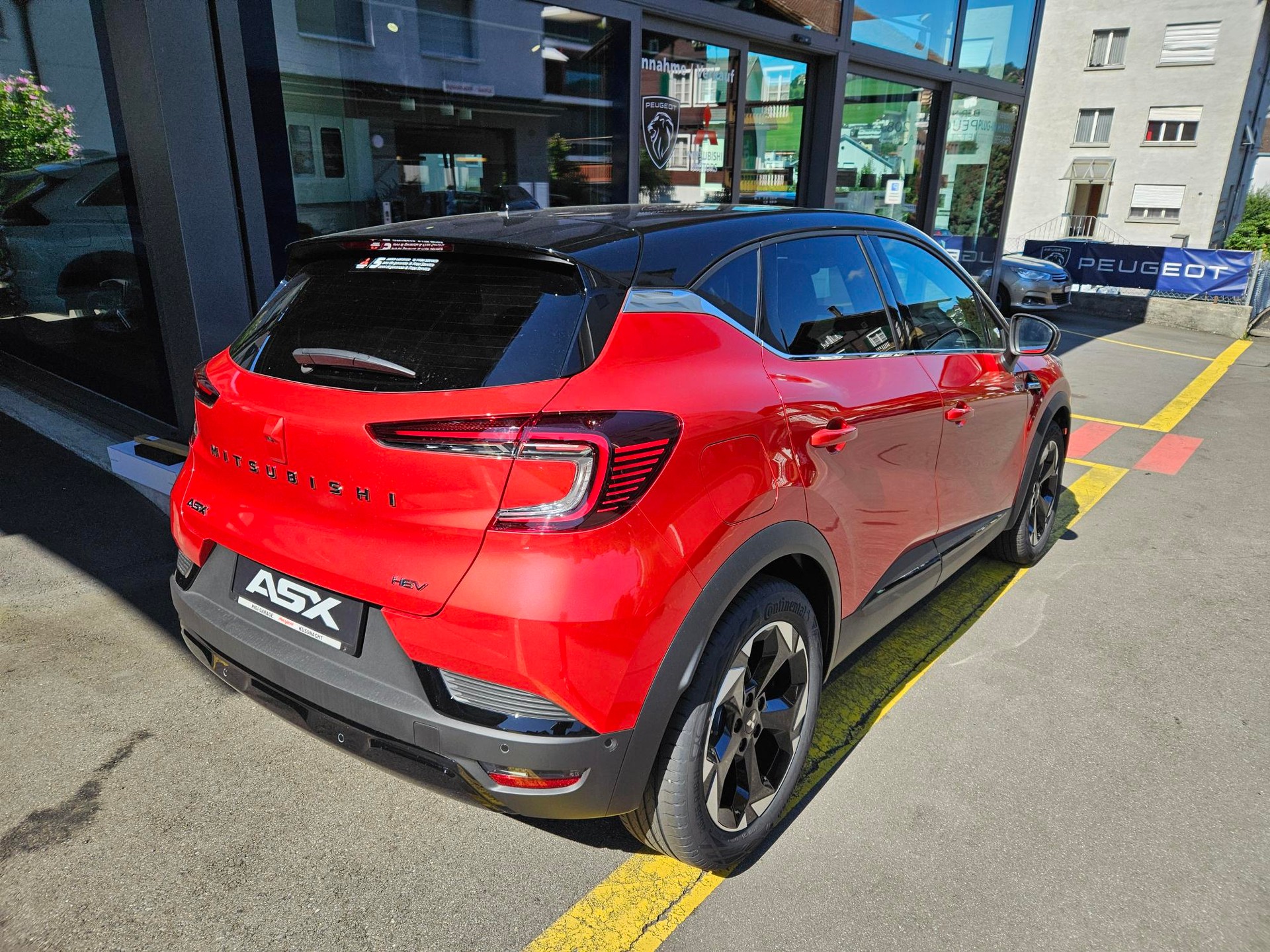 MITSUBISHI ASX 1.6 HEV Instyle-image-4
