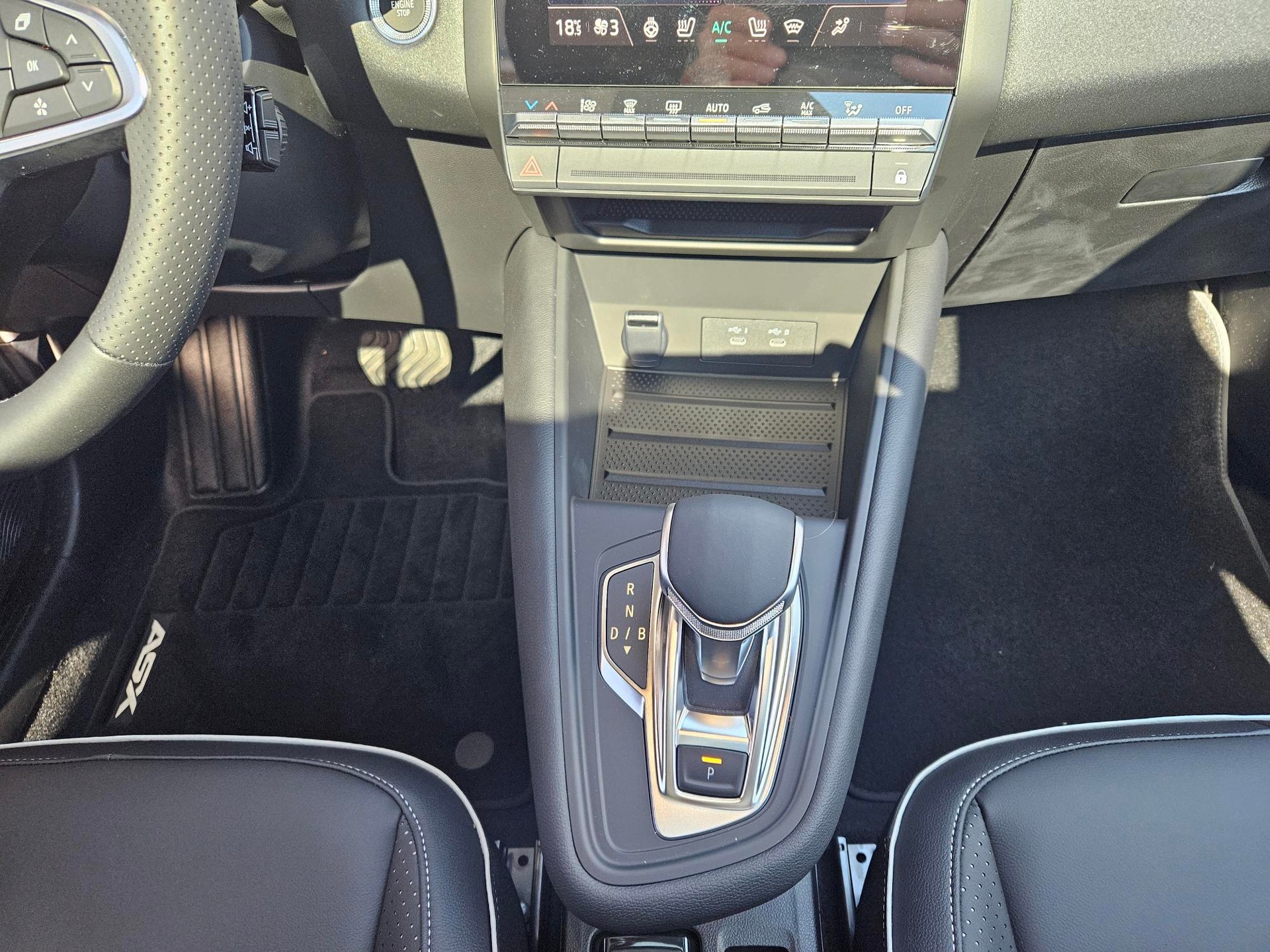 MITSUBISHI ASX 1.6 HEV Instyle-image-9