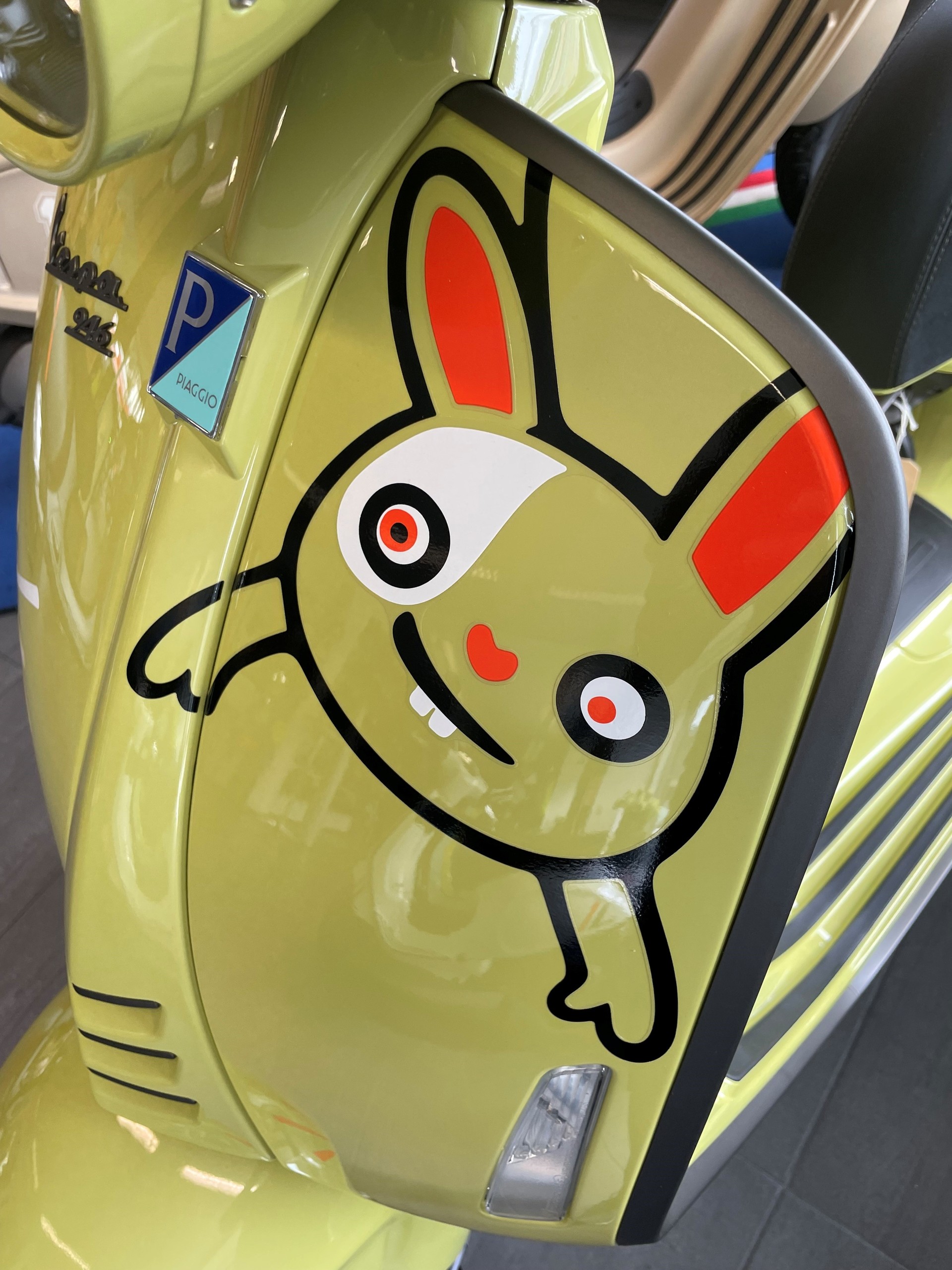 PIAGGIO Vespa 946 125 Bunny 10 Anniversario-image-5