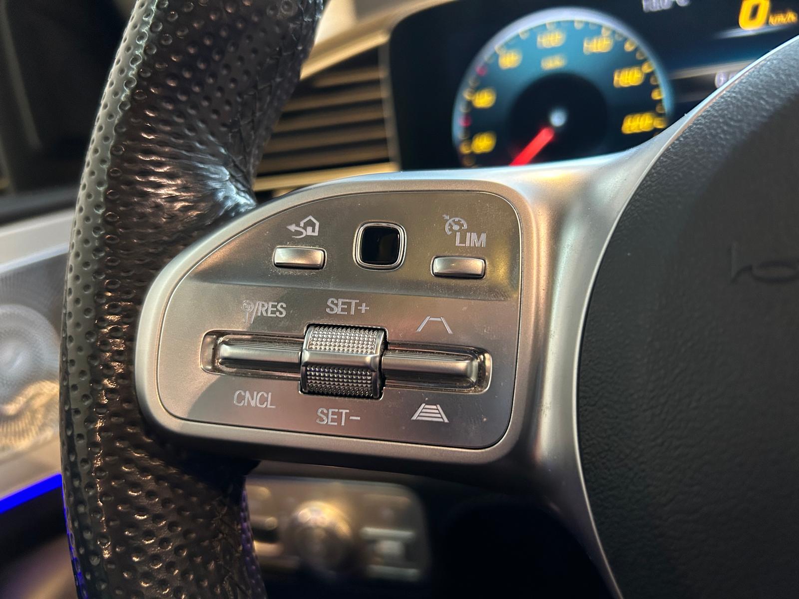 MERCEDES-BENZ GLE 400 d AMG Line 4Matic-image-21