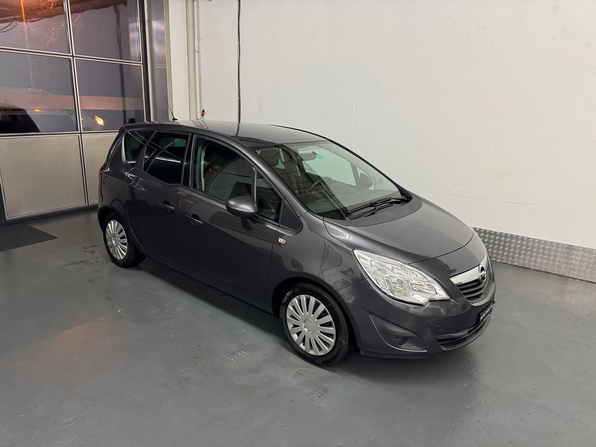 OPEL Meriva 1.4 Turbo Enjoy-image-0