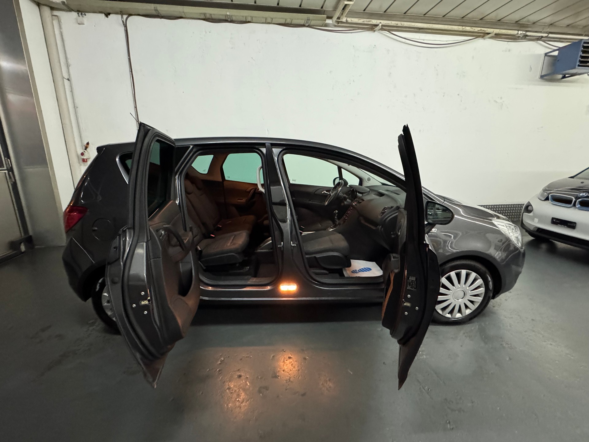 OPEL Meriva 1.4 Turbo Enjoy-image-15