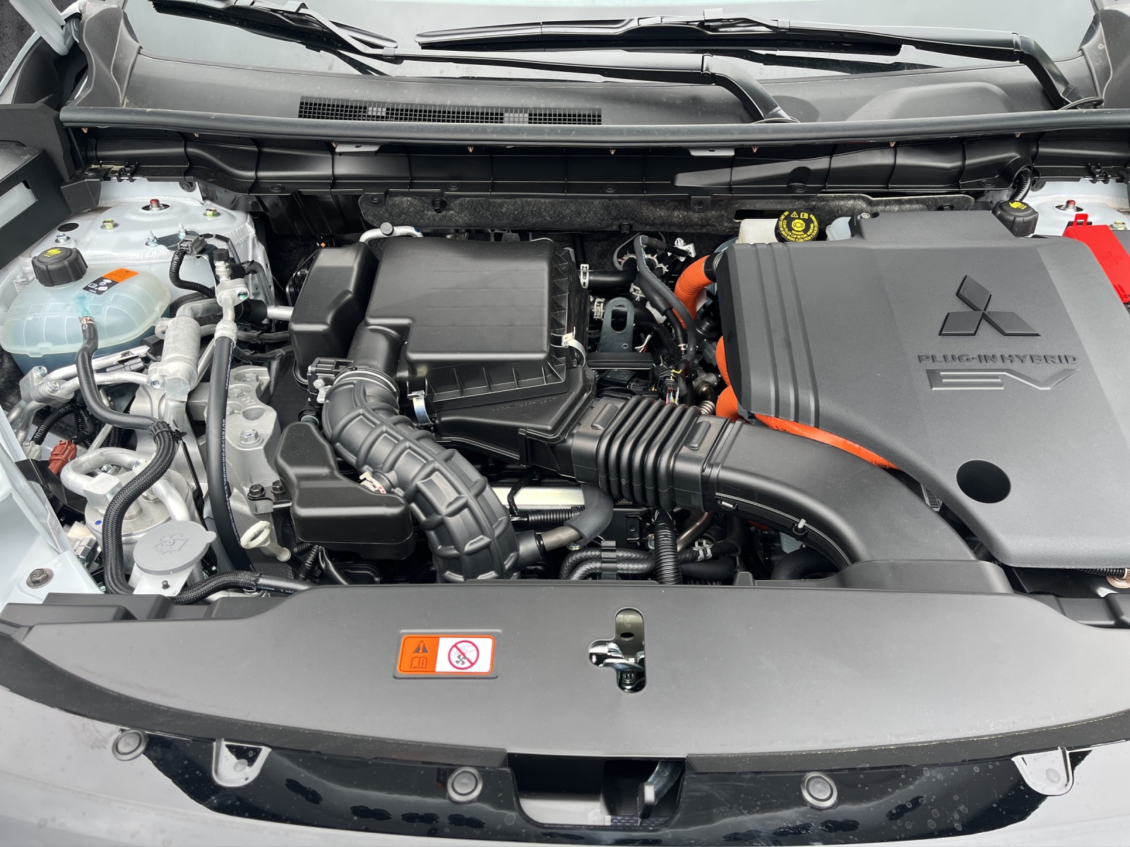MITSUBISHI Outlander 2.4 PHEV Instyle 4WD Automatic-image-21