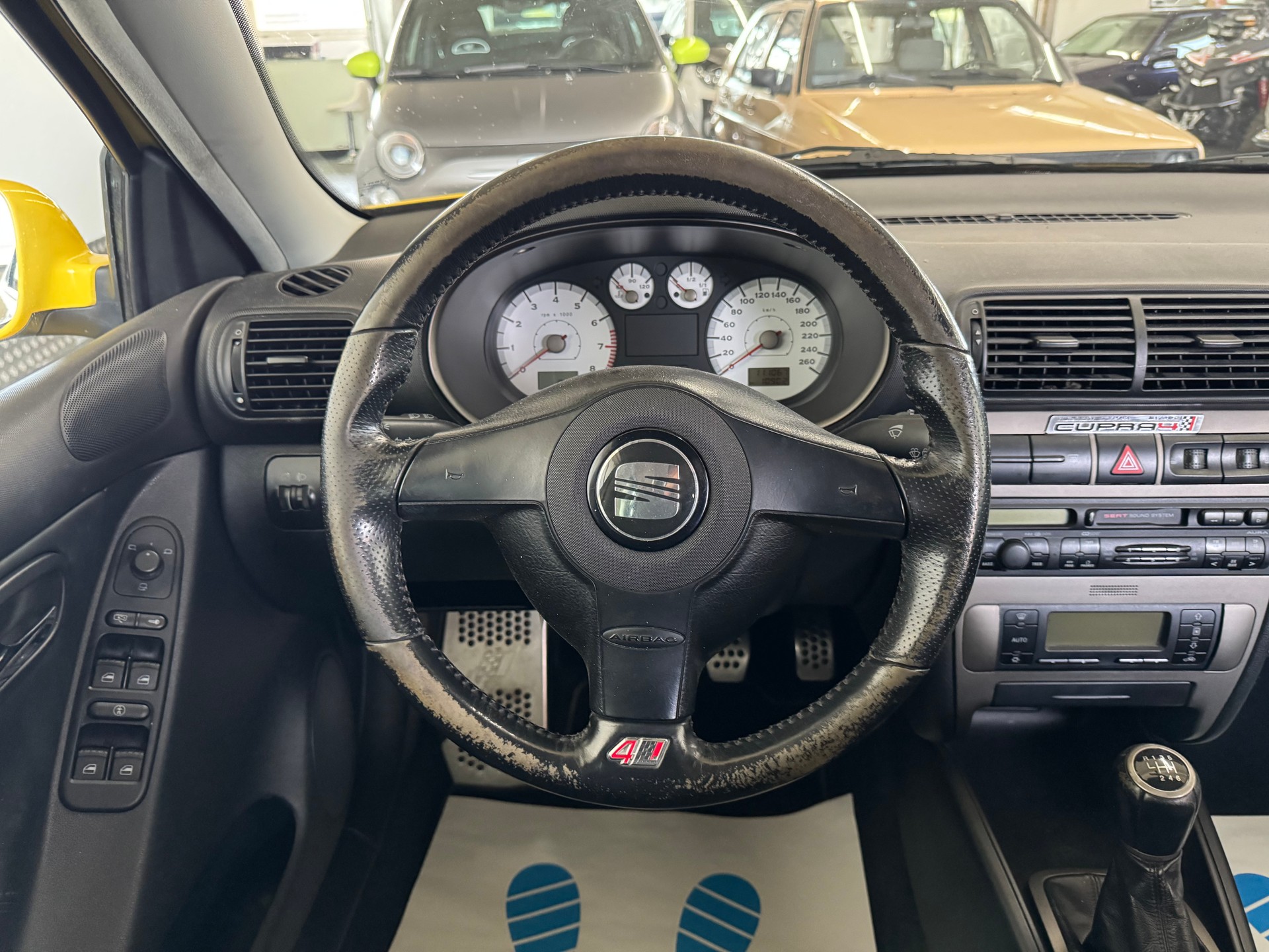 SEAT Leon 2.8 Cupra 4-image-19
